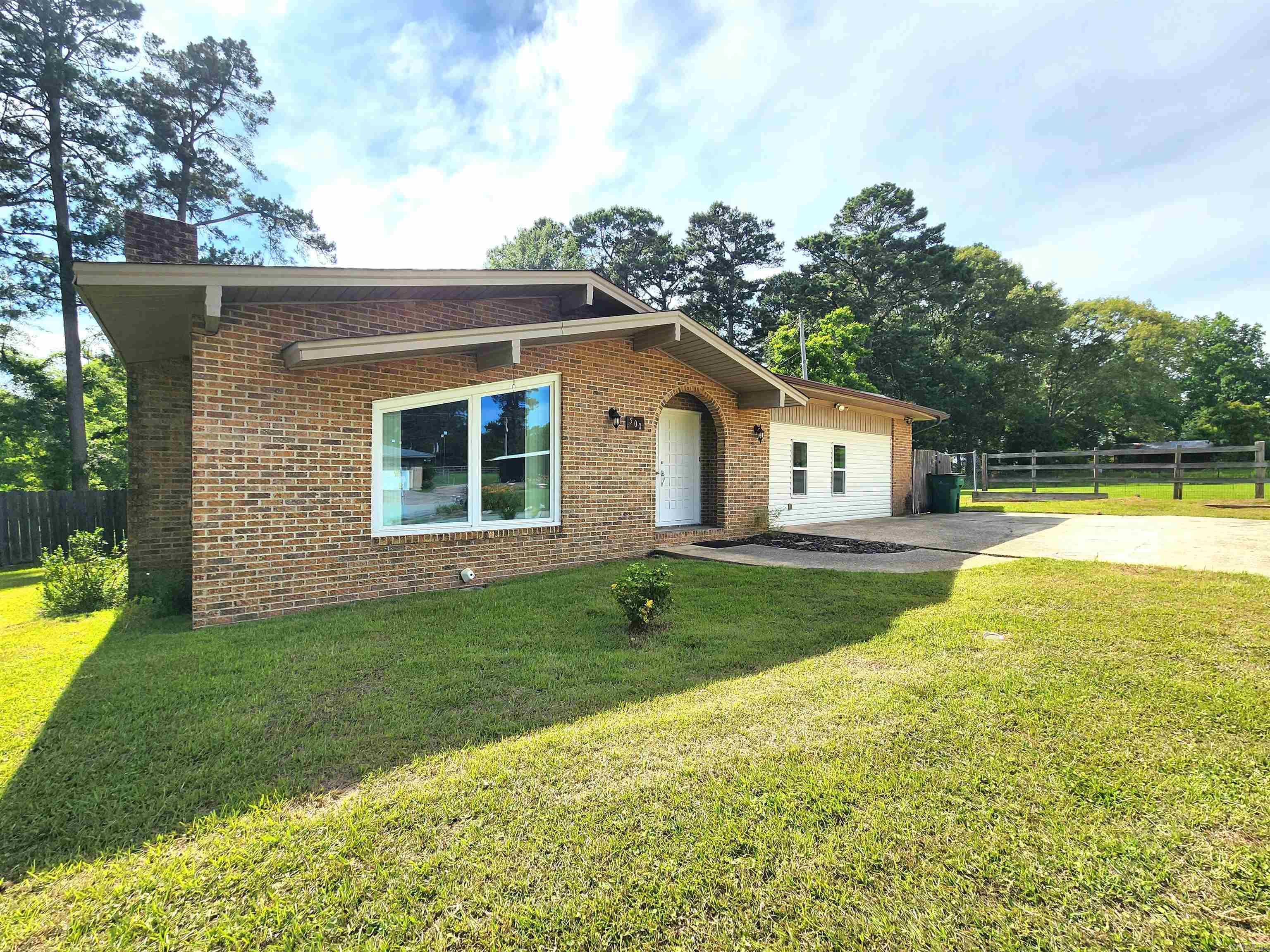 GOODWIN HEIGHTS - Residential