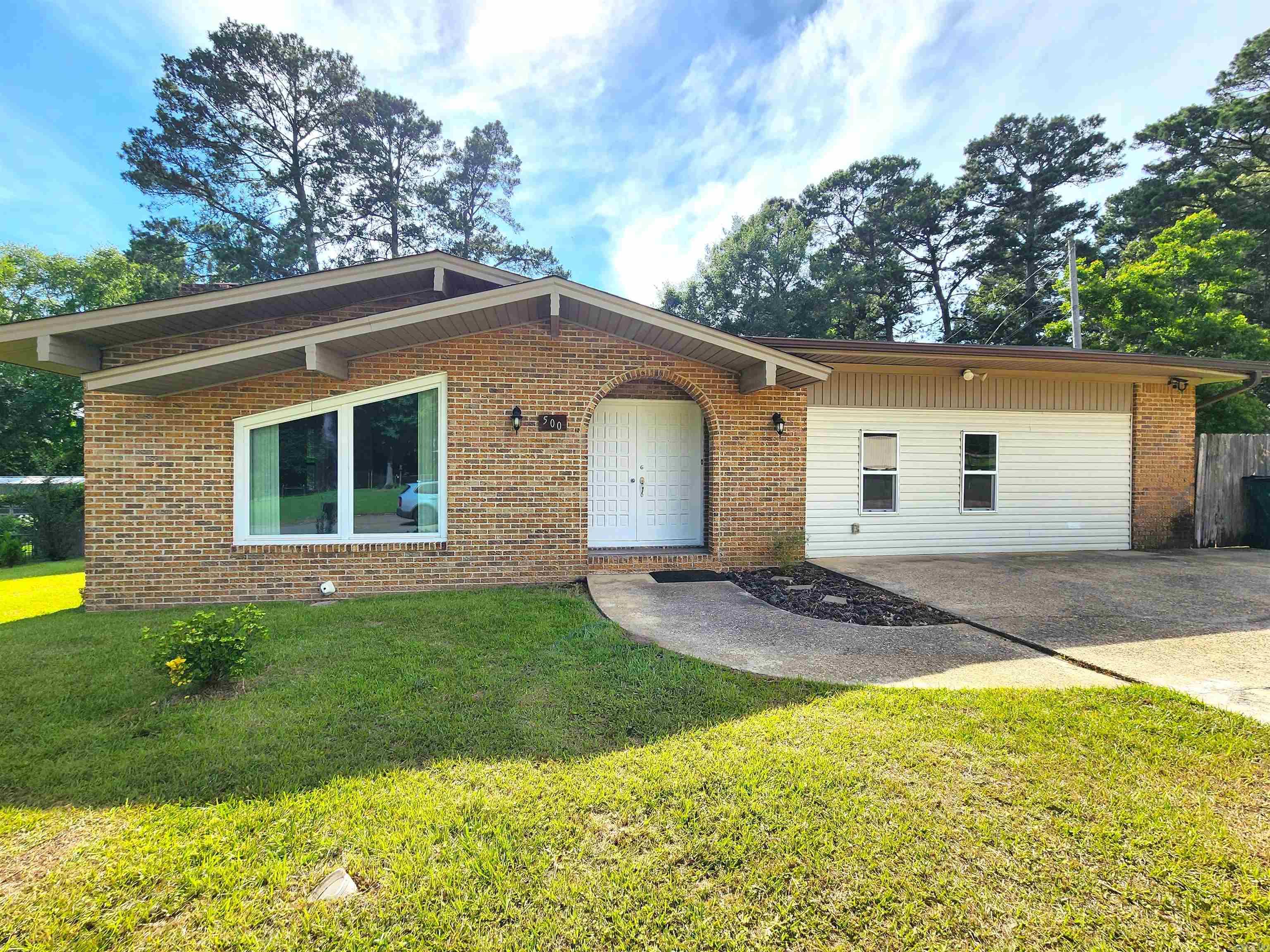 GOODWIN HEIGHTS - Residential