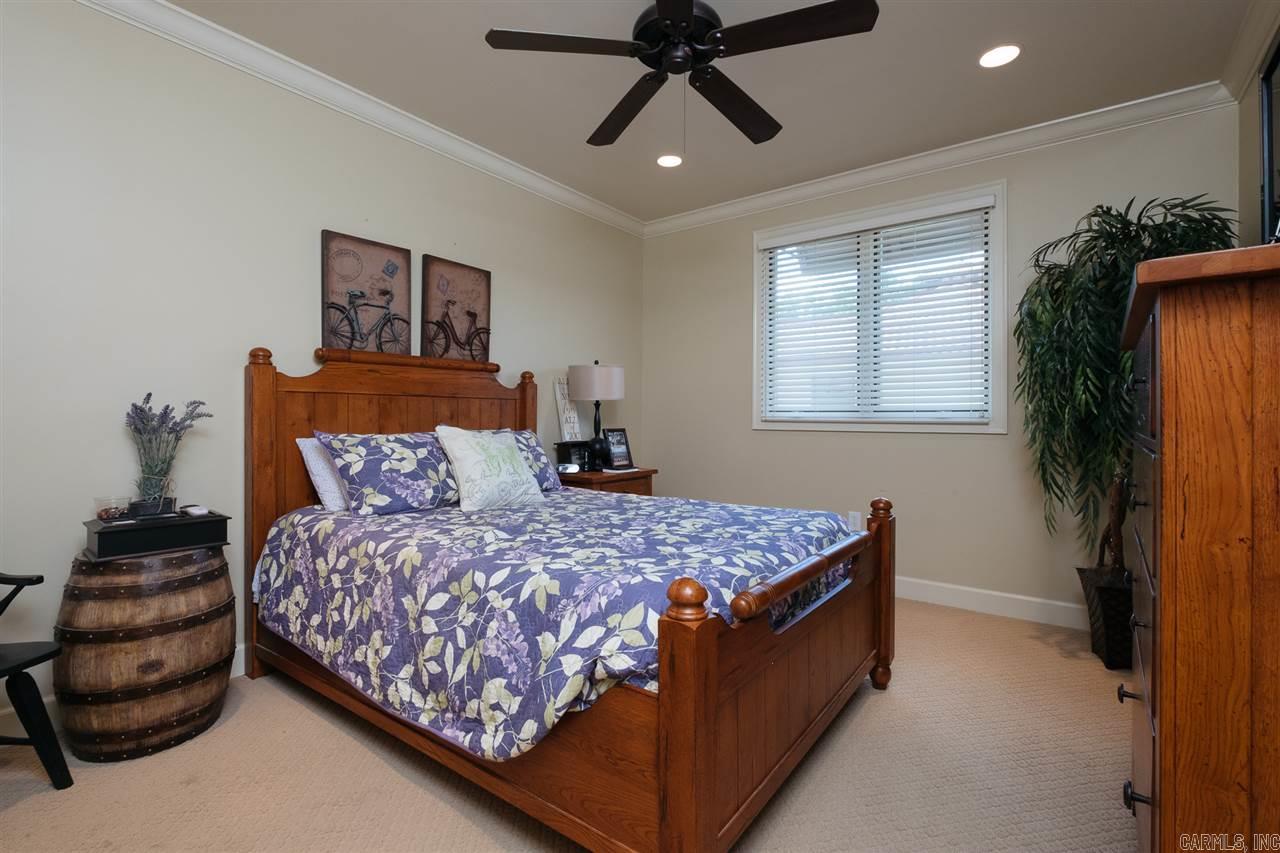 CHENAL WOODS HPR - Residential