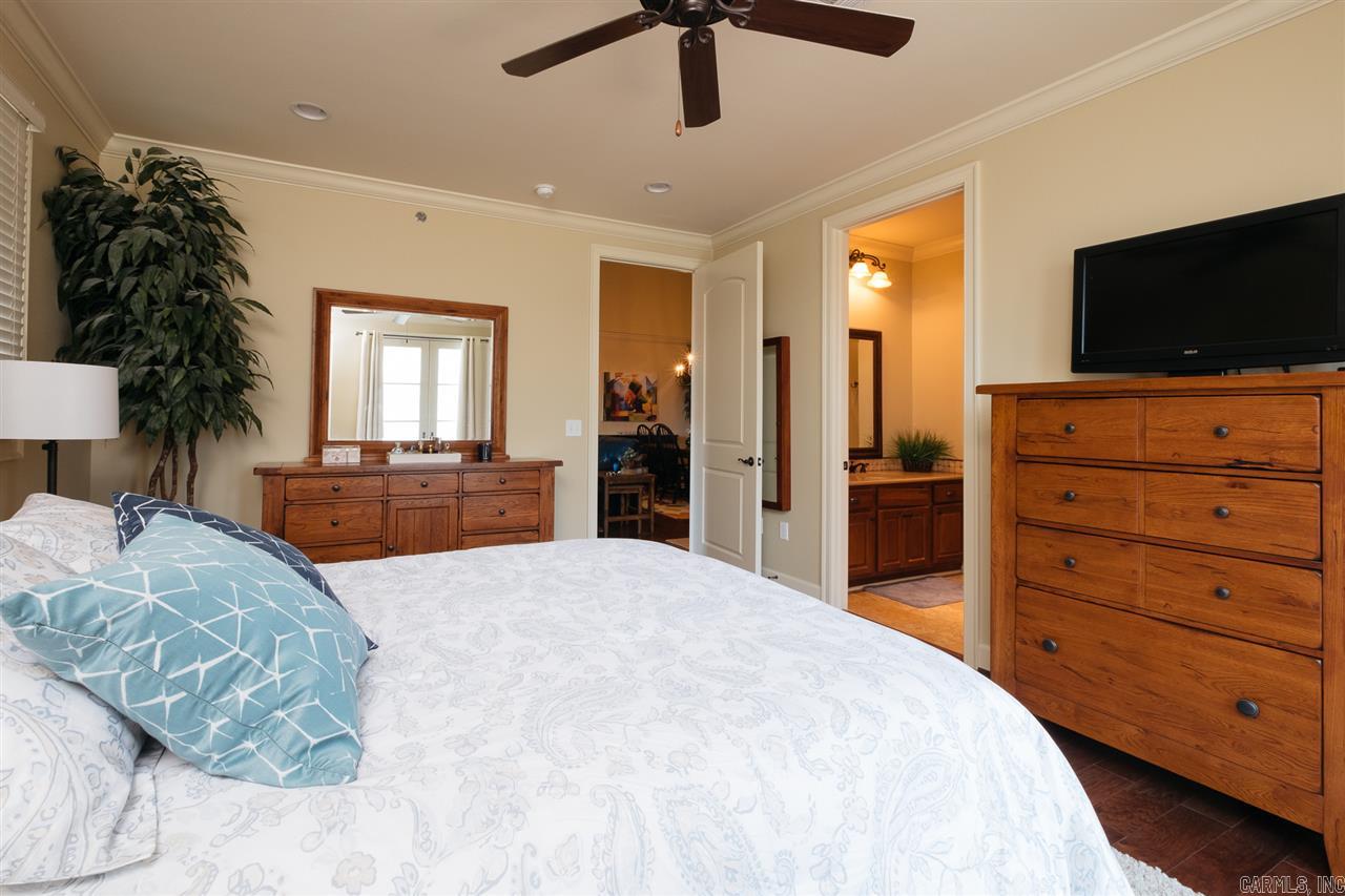 CHENAL WOODS HPR - Residential