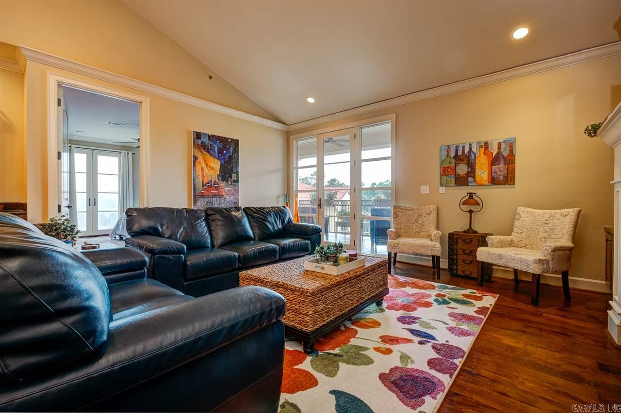 CHENAL WOODS HPR - Residential