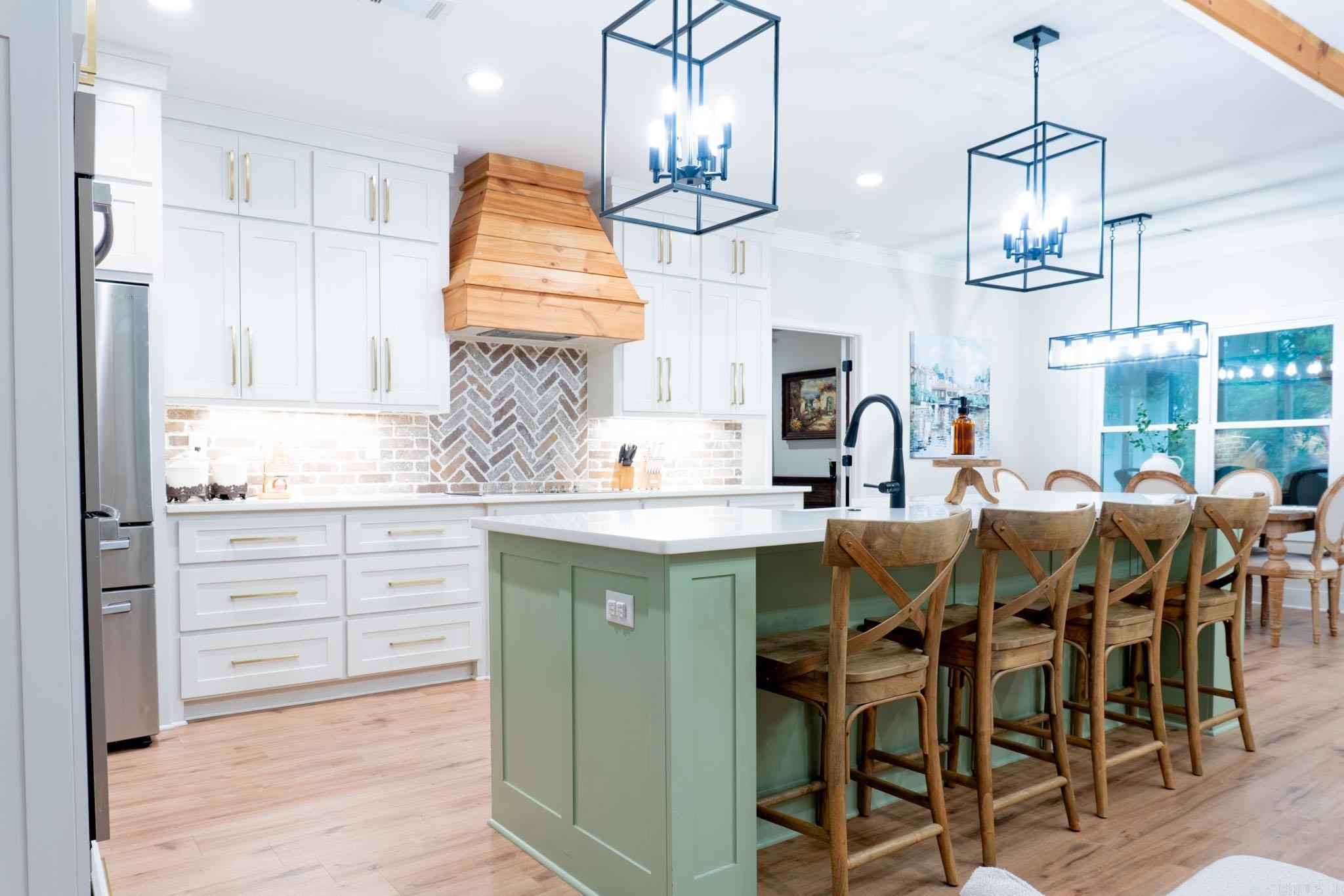 MOUNT TABOR ESTATES - Residential
