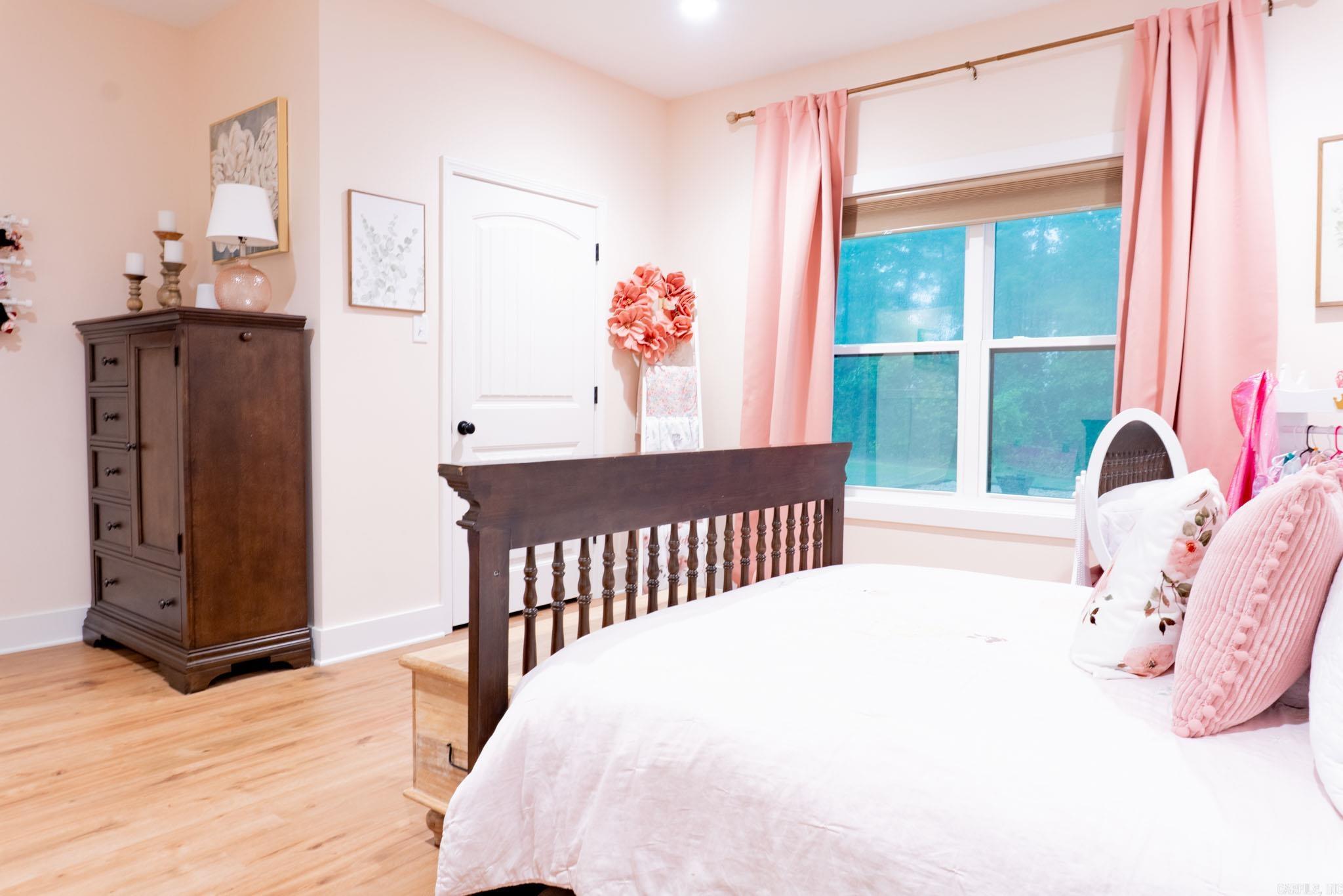 MOUNT TABOR ESTATES - Residential