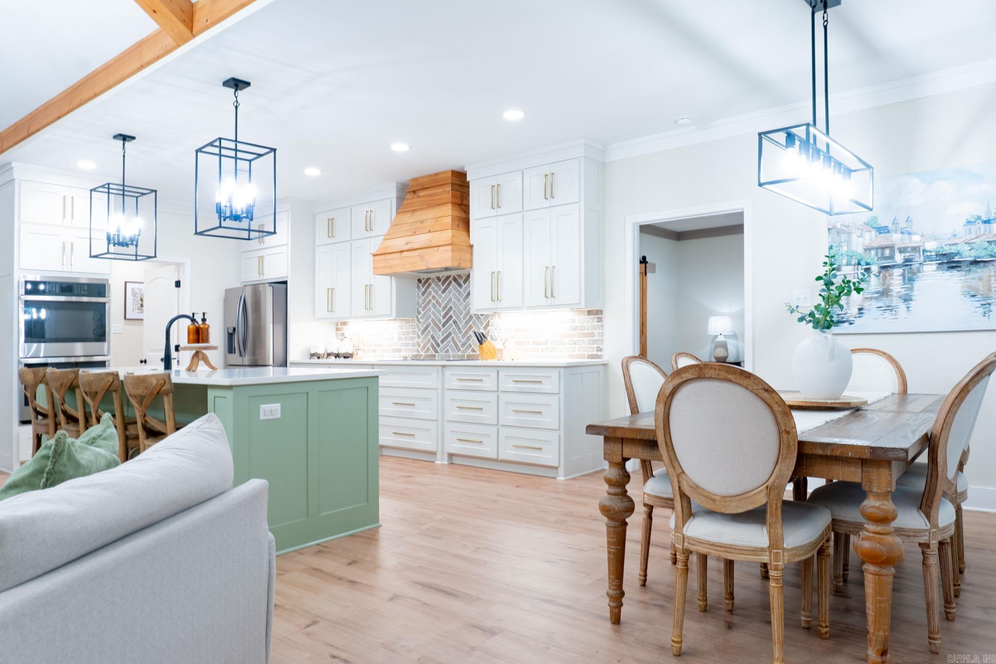 MOUNT TABOR ESTATES - Residential