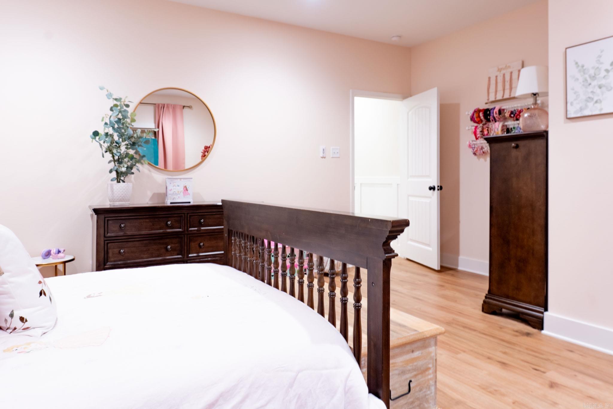MOUNT TABOR ESTATES - Residential