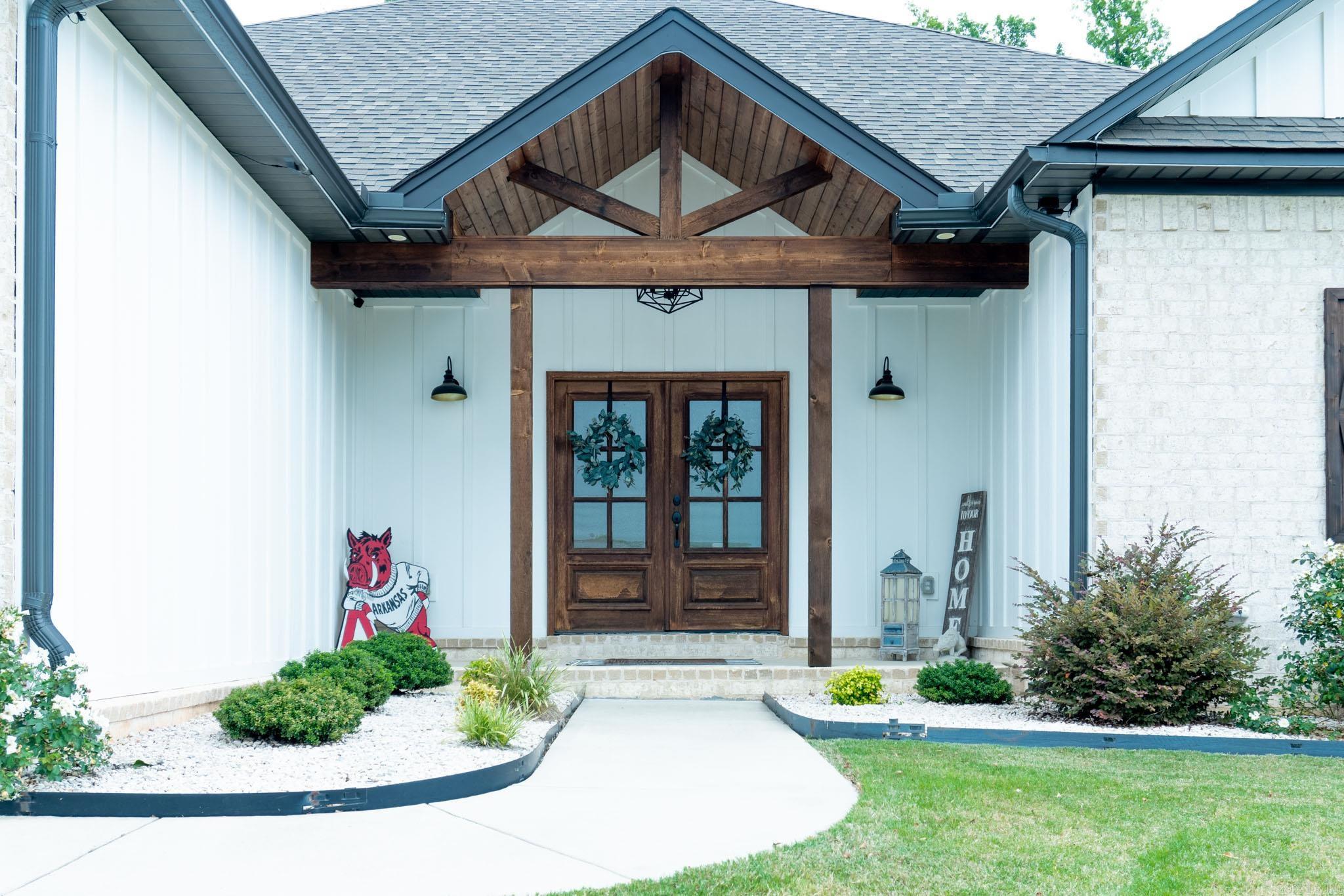 MOUNT TABOR ESTATES - Residential