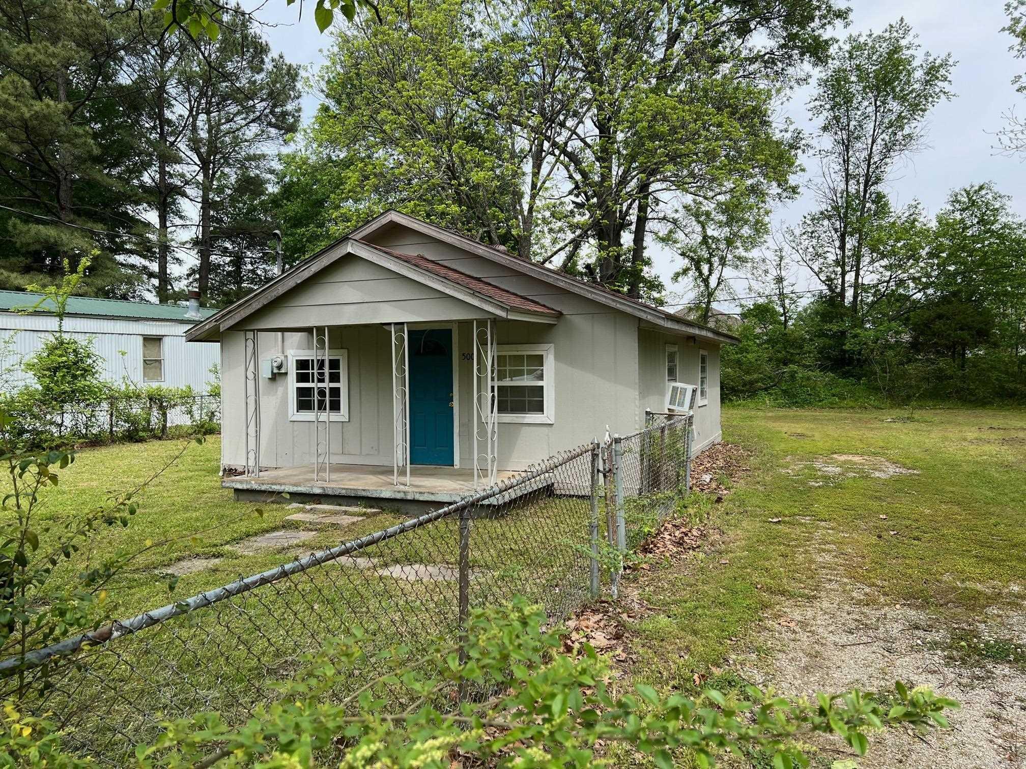 Haltoms - Residential