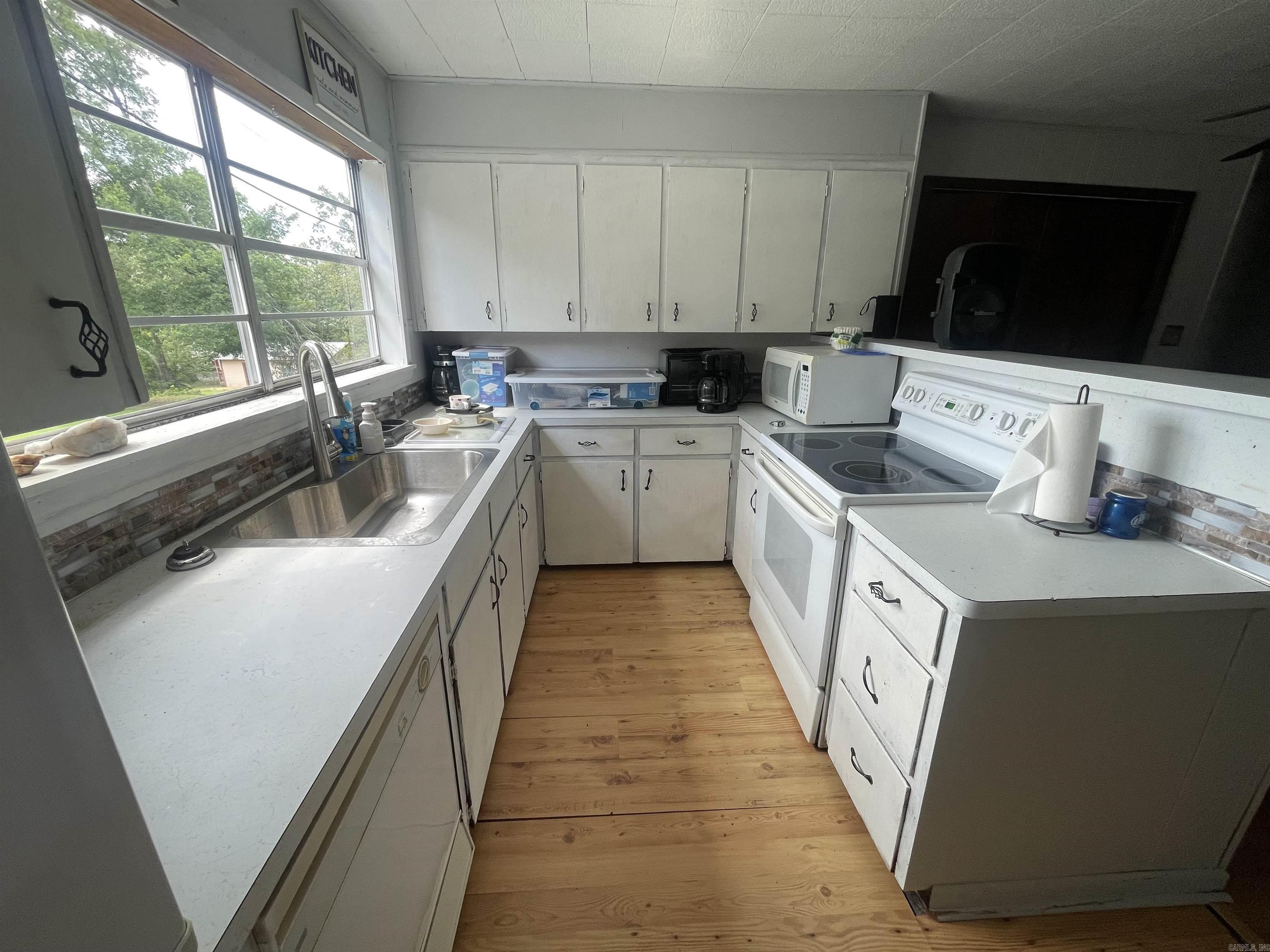 Lake View - Residential