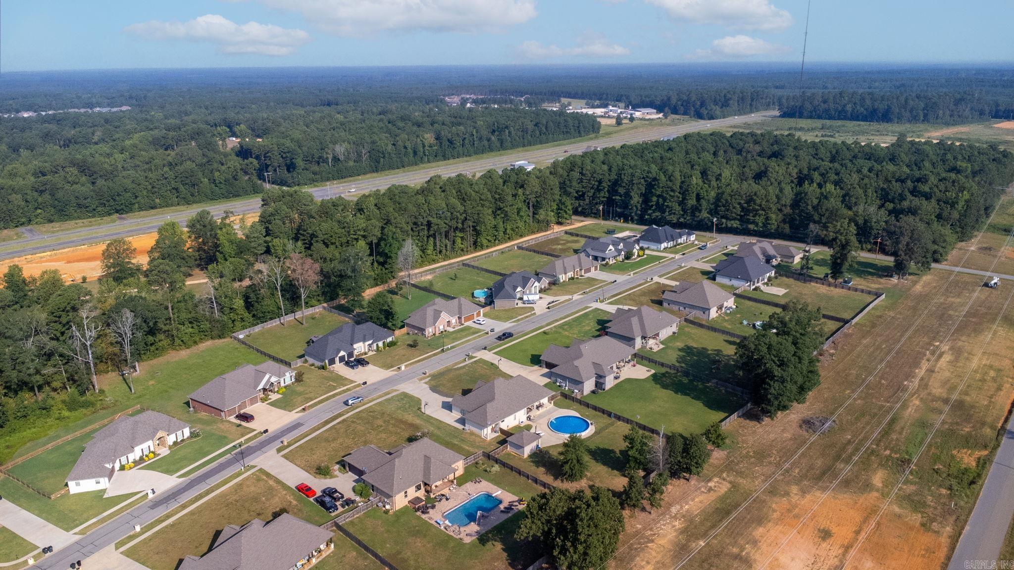 OAK TREE RIDGE SUB - Residential