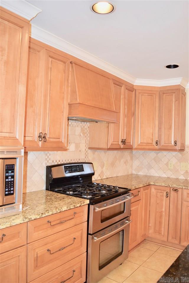 COUNTRY CLUB OF AR VILLAGE WAY A - Residential