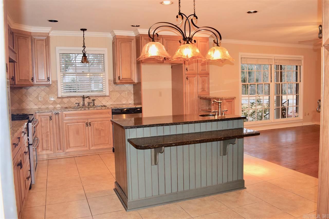 COUNTRY CLUB OF AR VILLAGE WAY A - Residential
