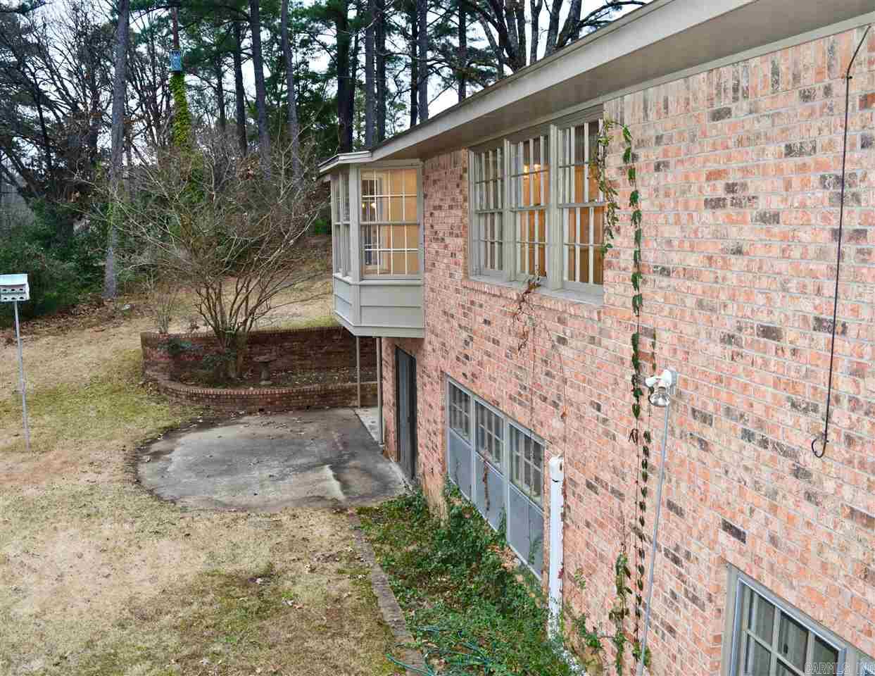 COUNTRY CLUB OF AR VILLAGE WAY A - Residential