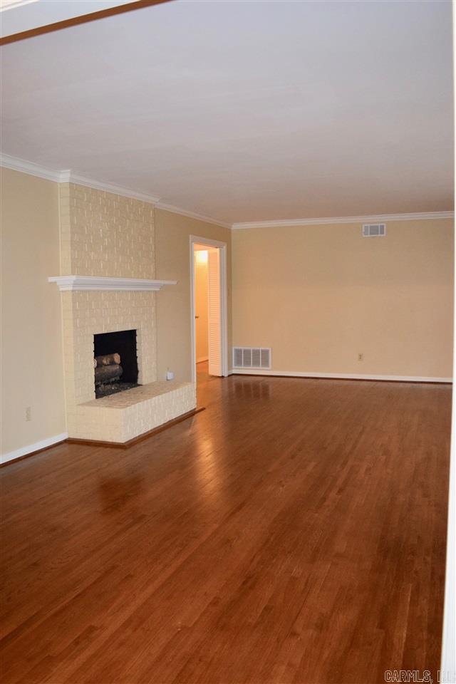 COUNTRY CLUB OF AR VILLAGE WAY A - Residential
