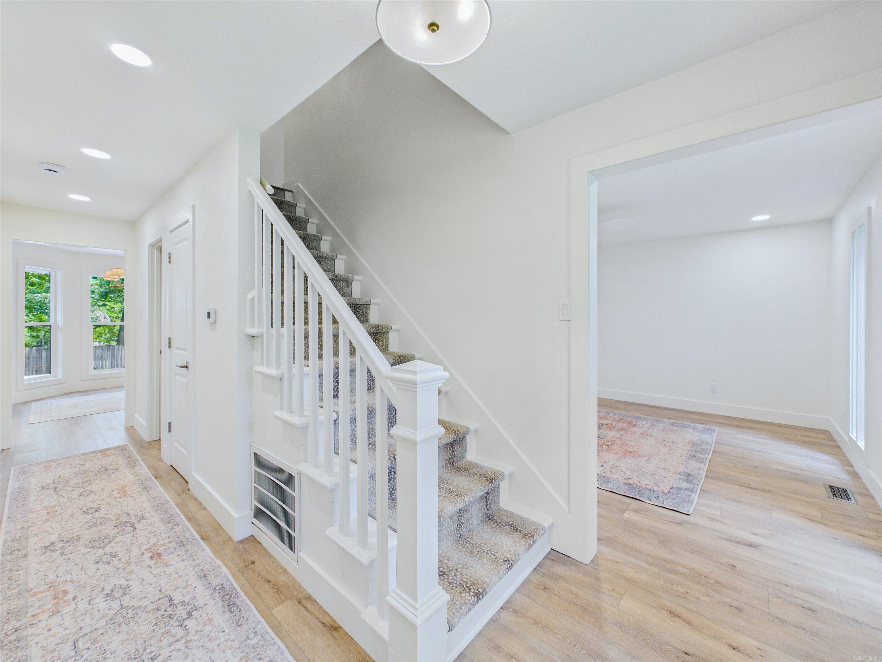 PLEASANT VALLEY - Residential