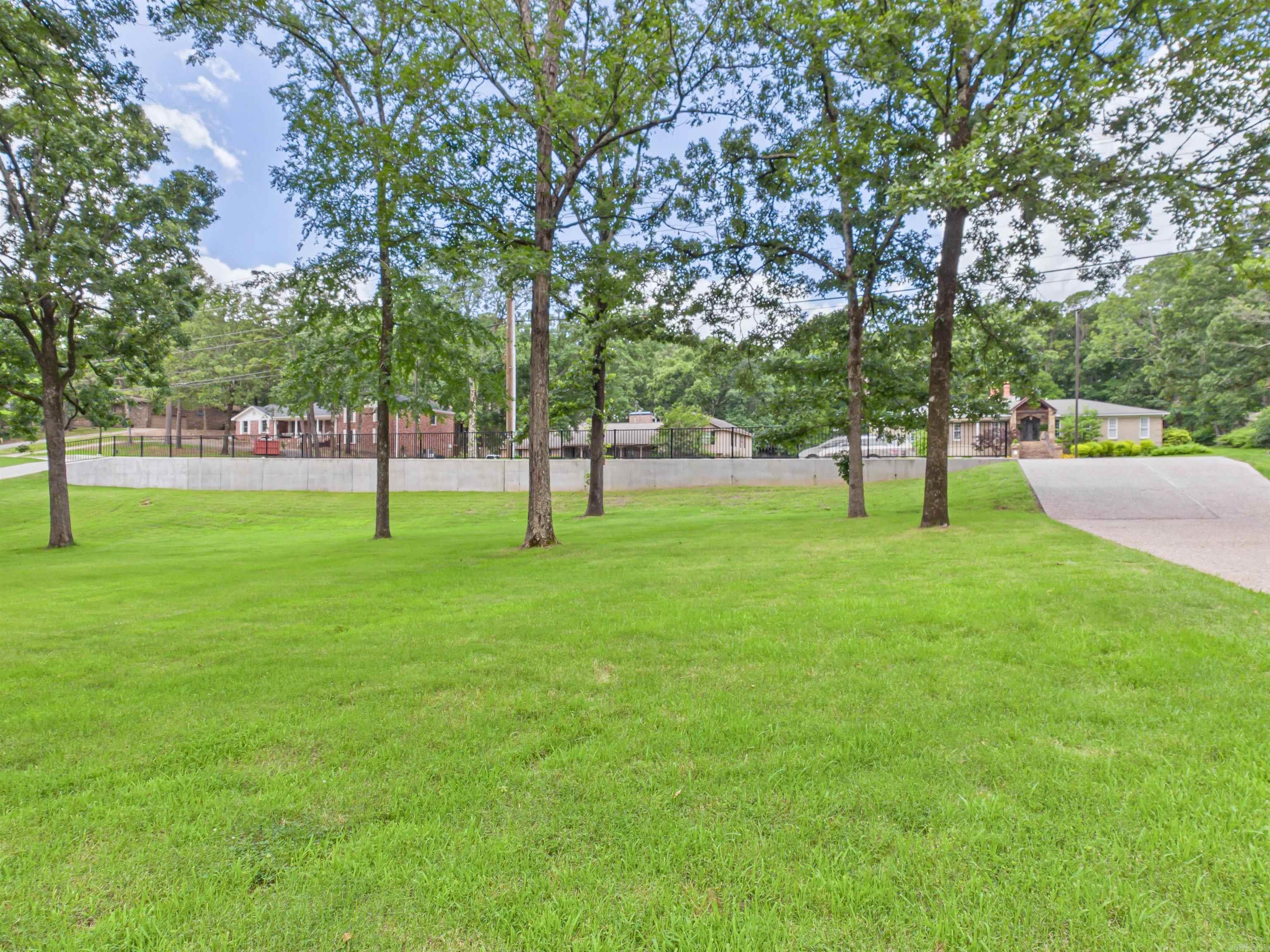 PLEASANT VALLEY - Residential
