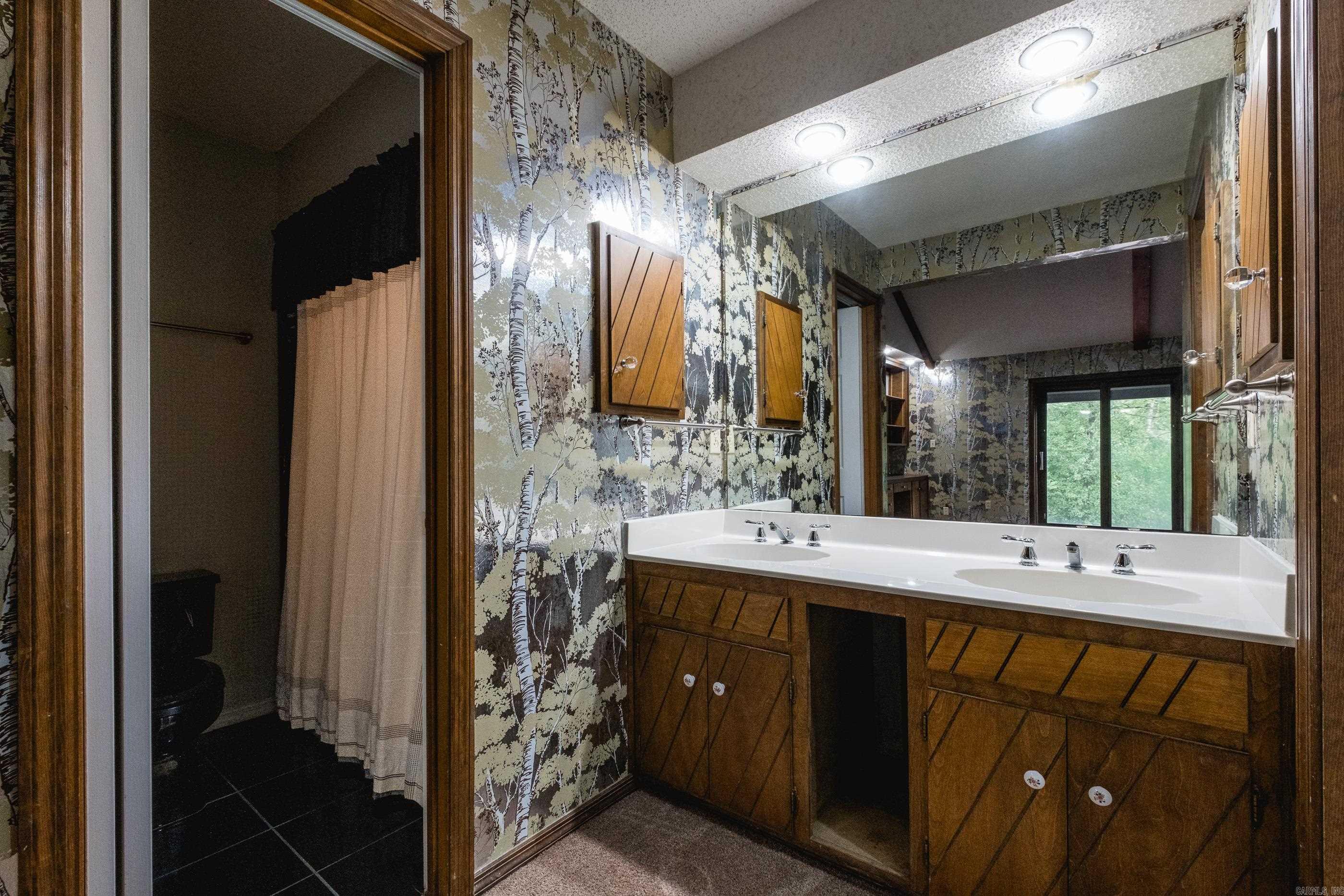 MAUMELLE CLUB MANOR TO CRYSTAL - Residential