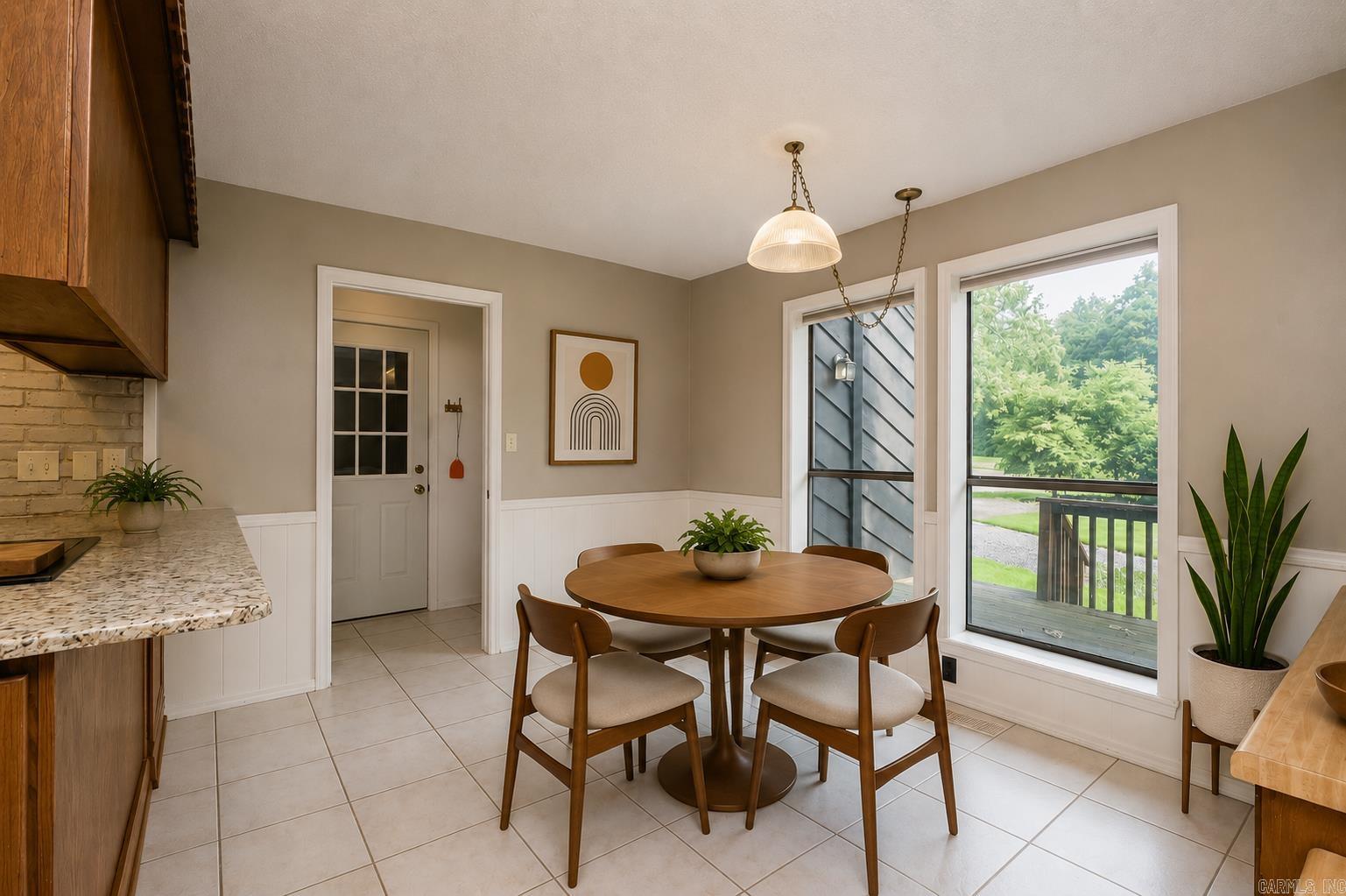 MAUMELLE CLUB MANOR TO CRYSTAL - Residential