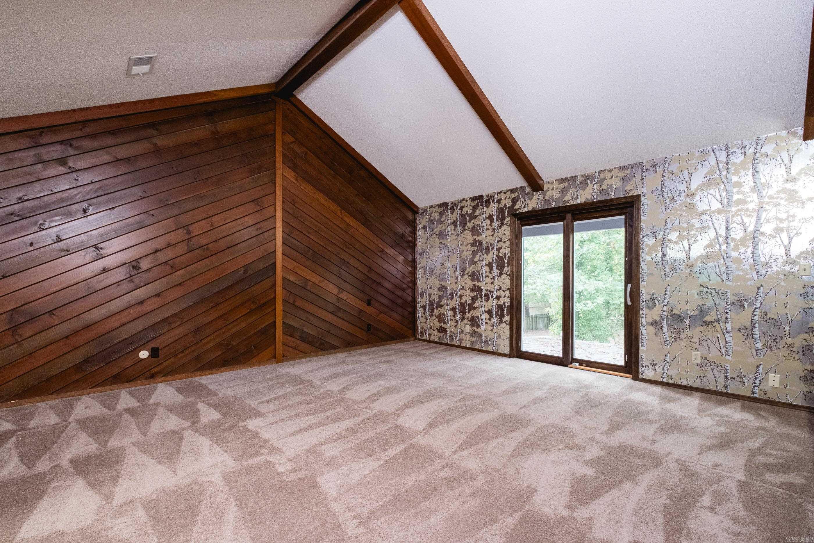 MAUMELLE CLUB MANOR TO CRYSTAL - Residential
