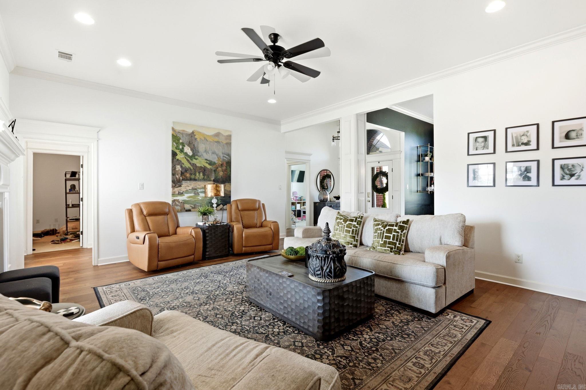 RIVER RANCH - Residential