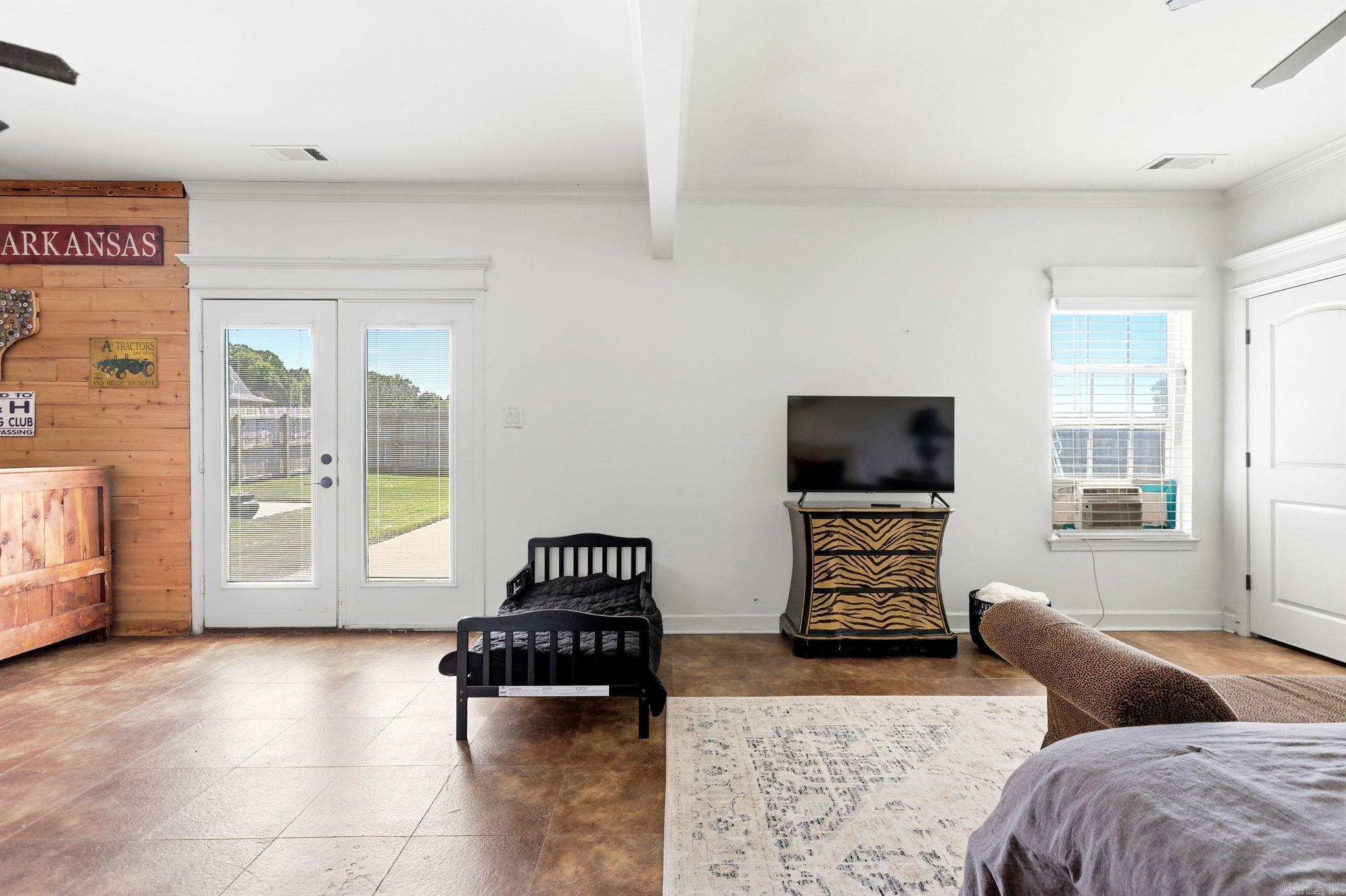 RIVER RANCH - Residential