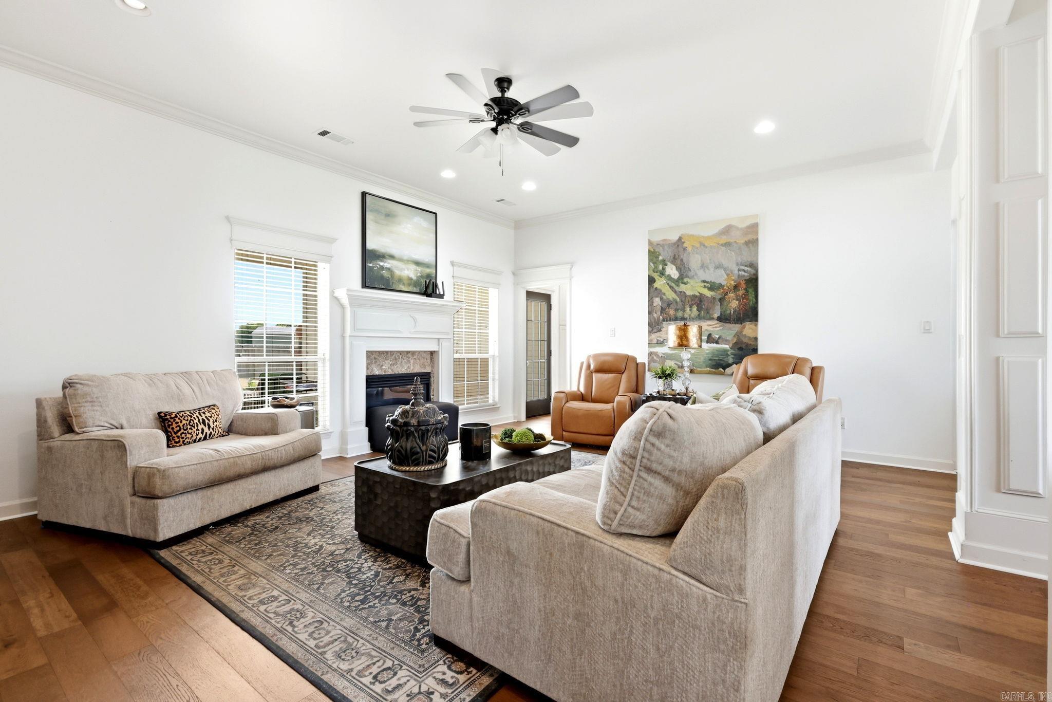 RIVER RANCH - Residential