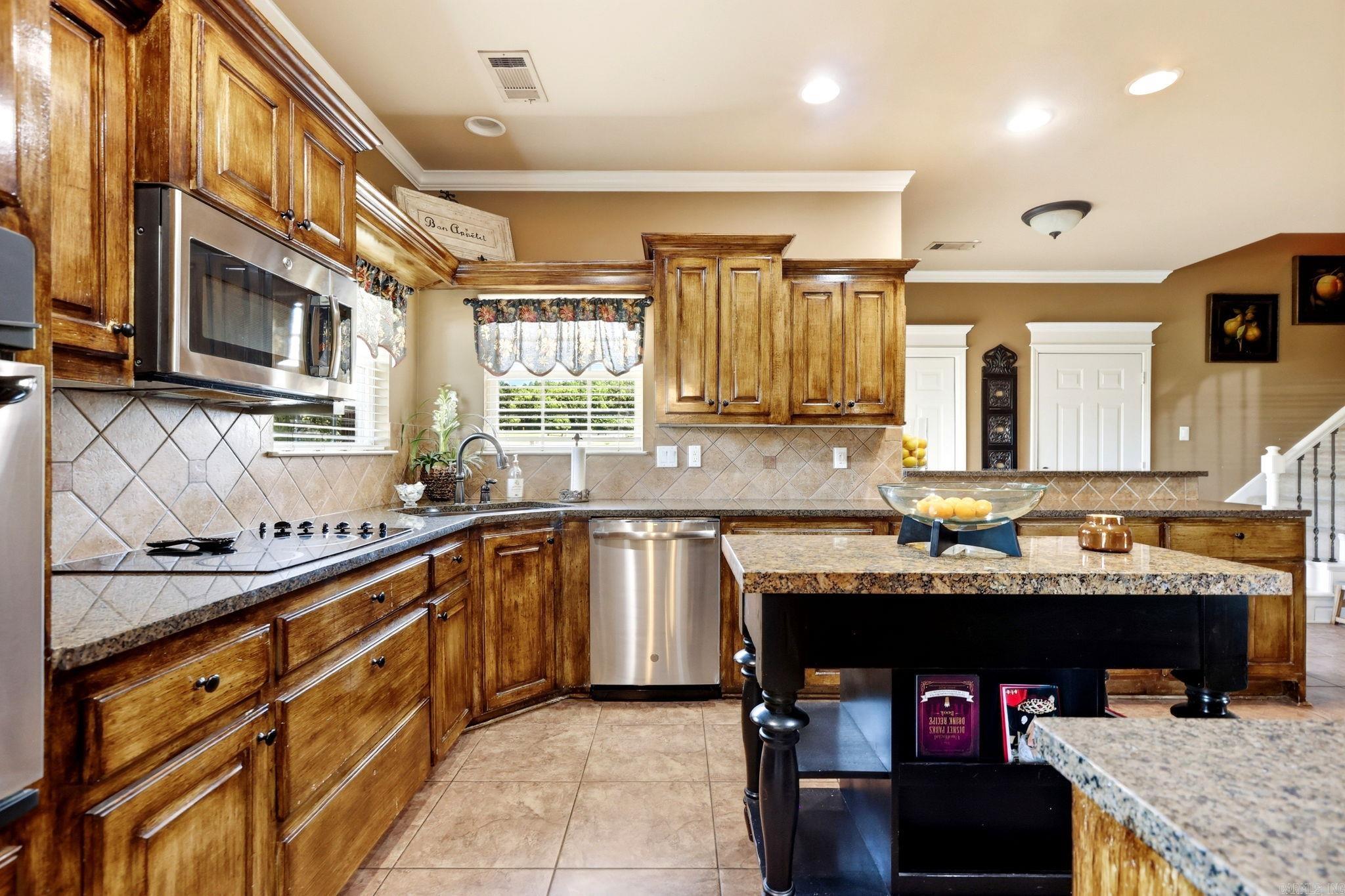 RIVER RANCH - Residential