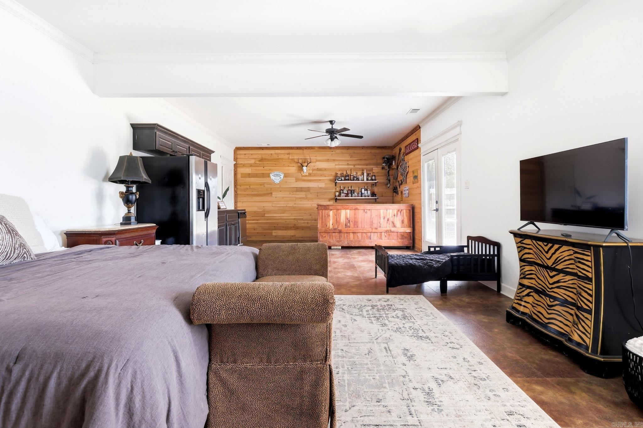 RIVER RANCH - Residential