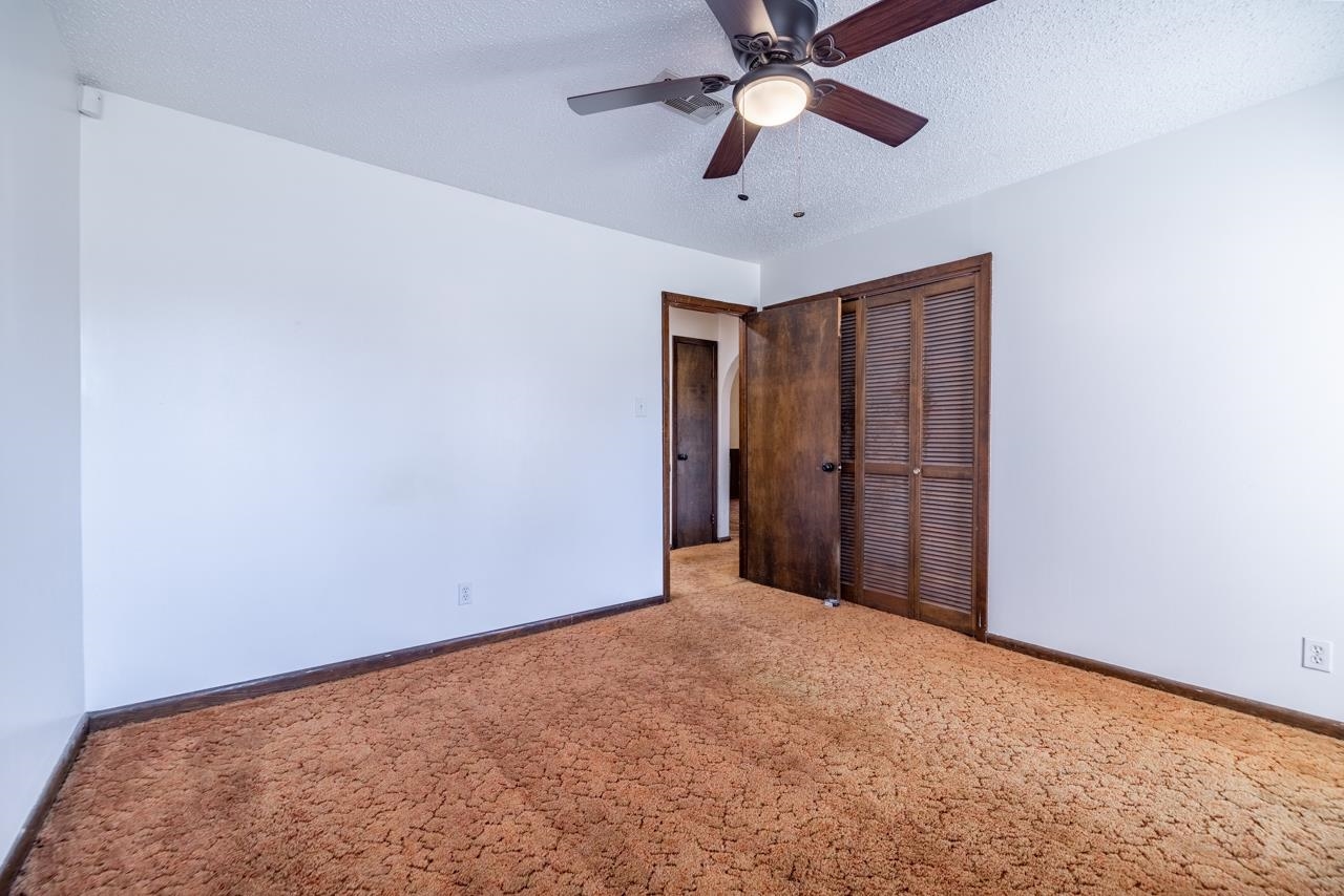 INDIAN HILLS - Residential