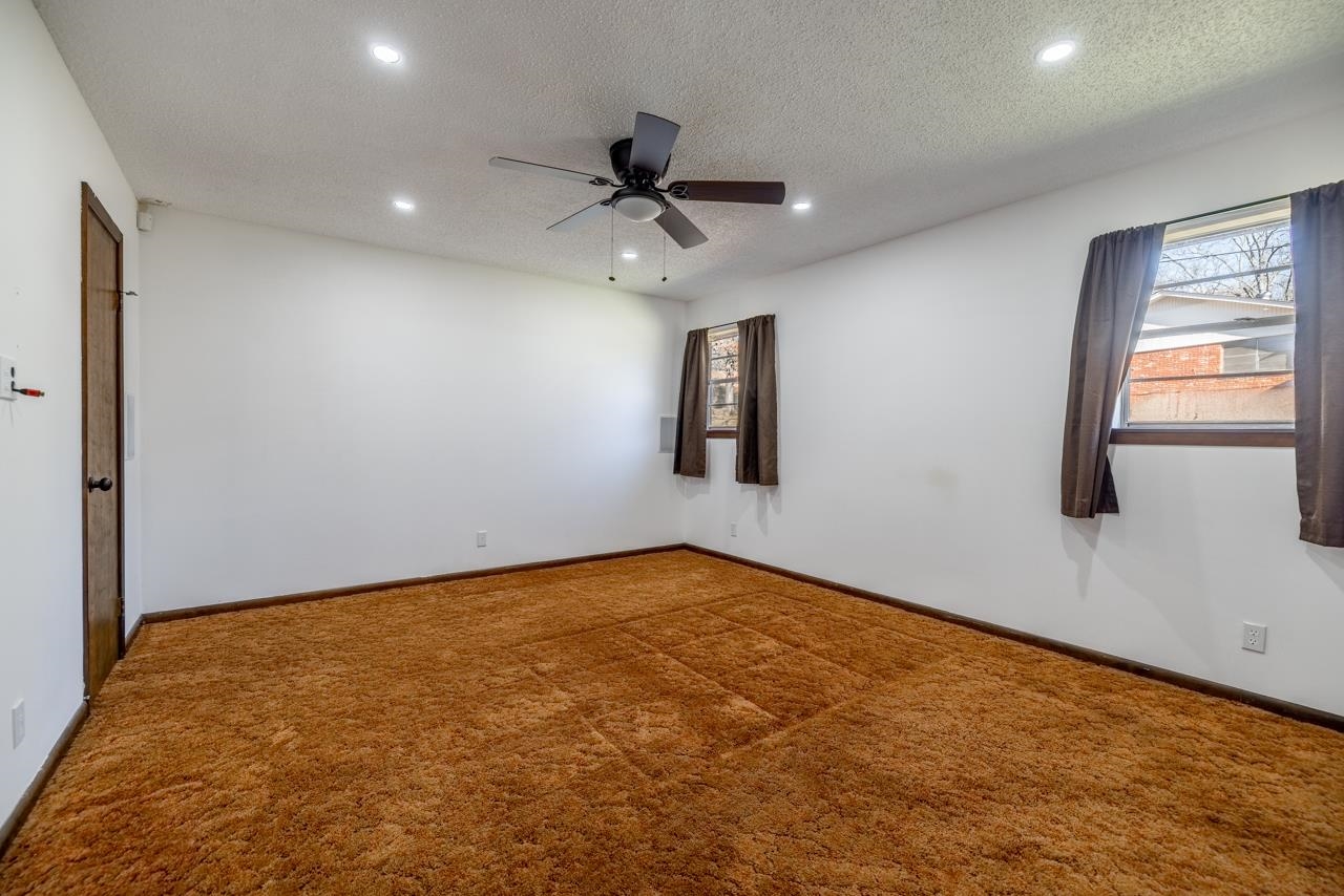 INDIAN HILLS - Residential
