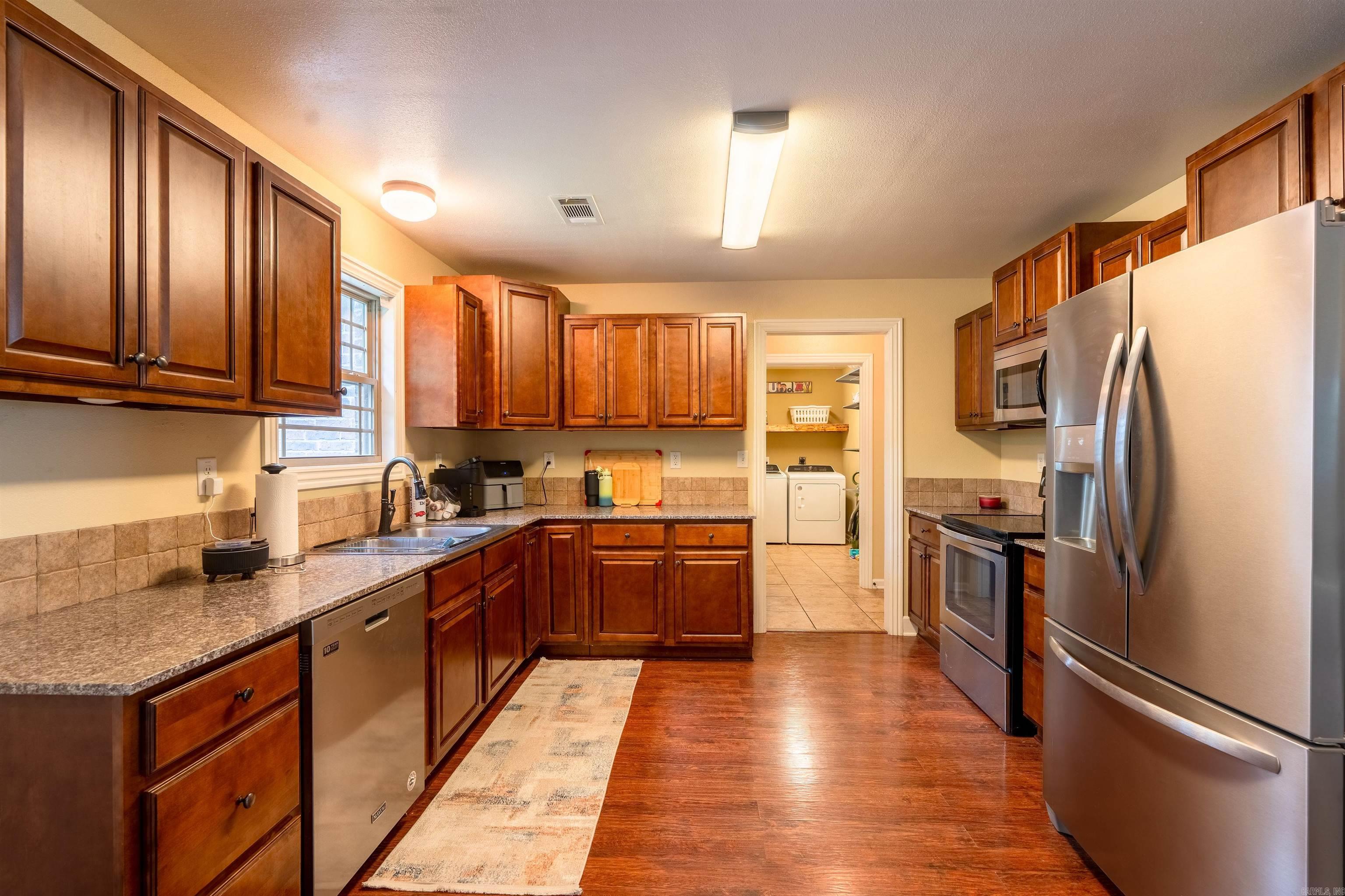 RIDGEWOOD S/D - Residential
