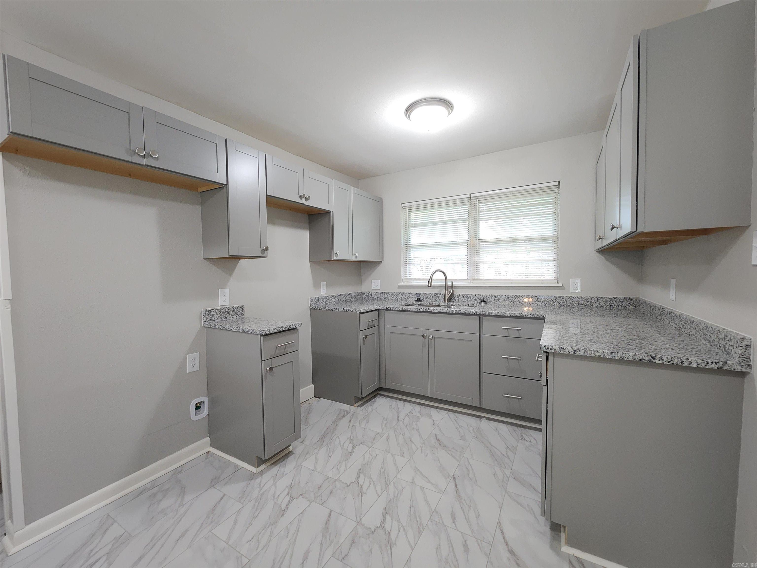 THOMPSON ADDN - Residential