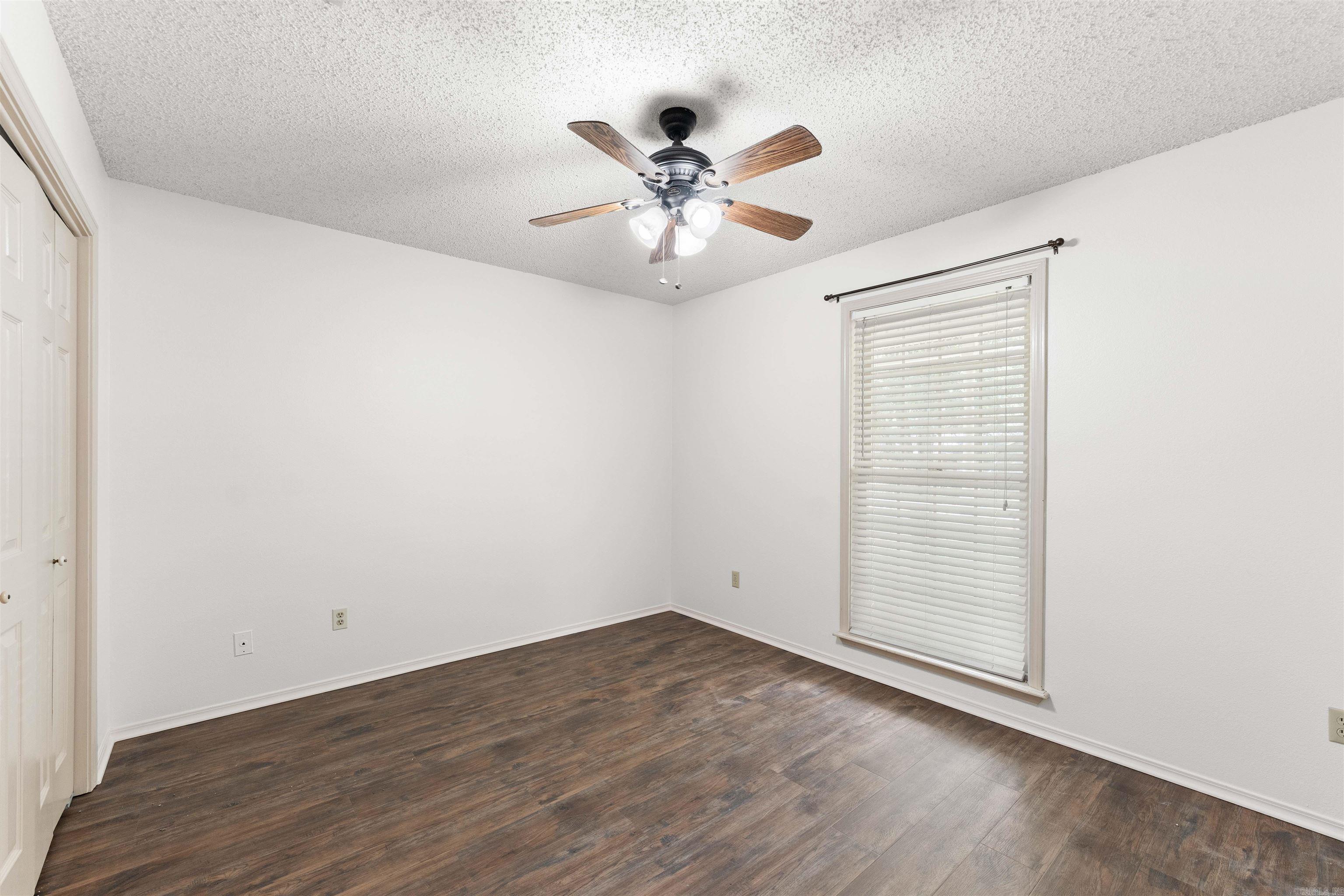 MEADOWBROOK - Residential