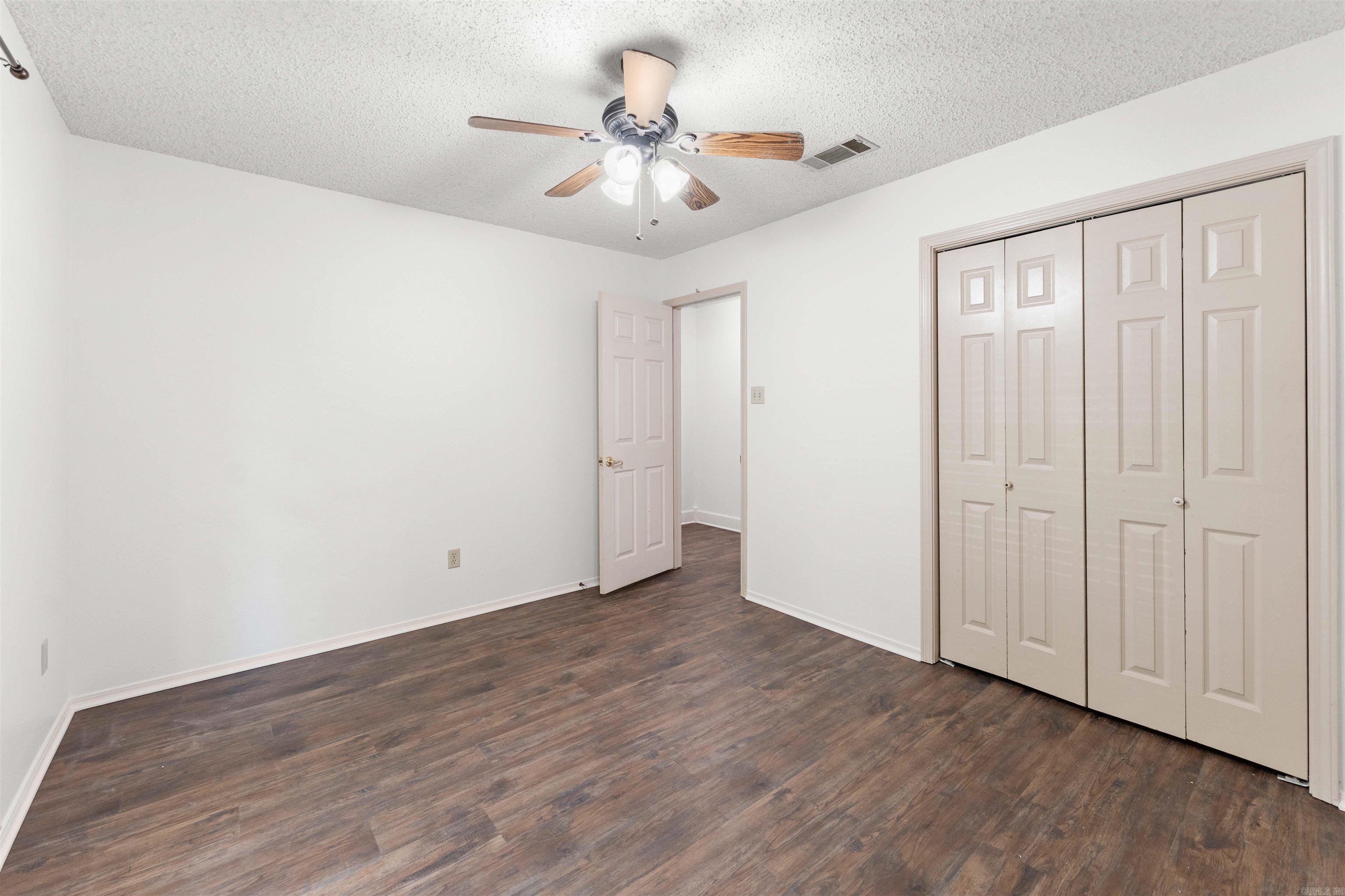 MEADOWBROOK - Residential