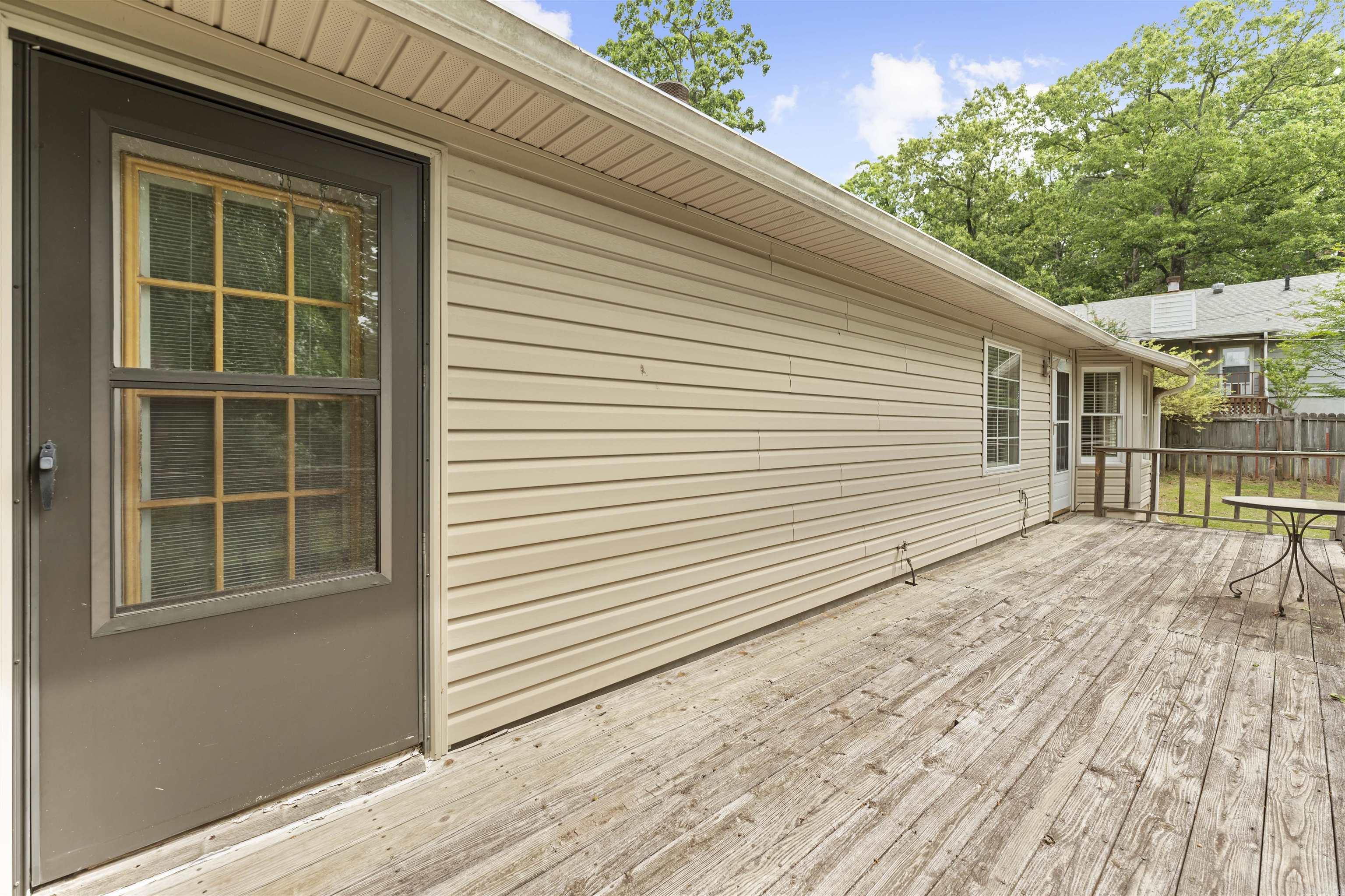 MEADOWBROOK - Residential