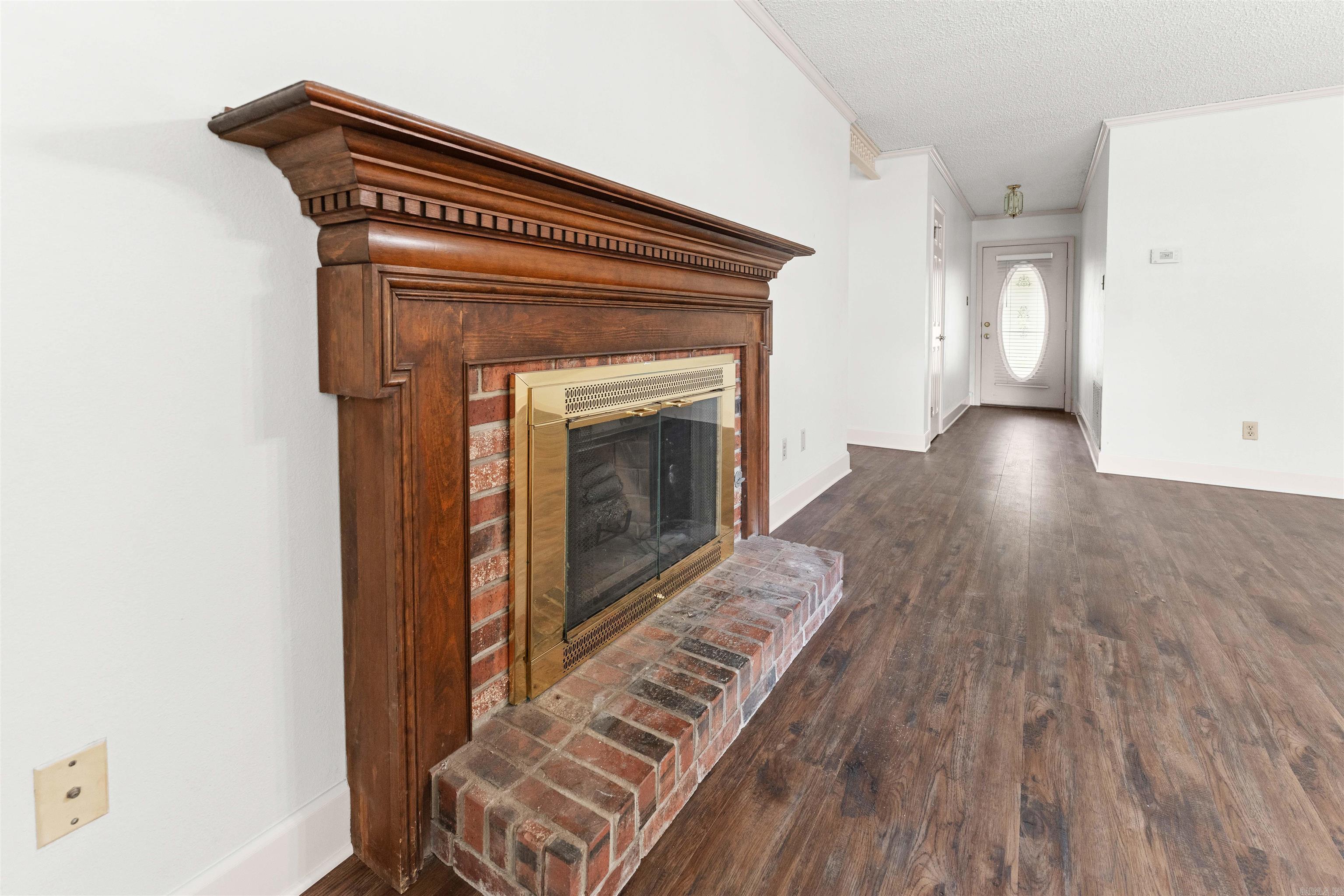 MEADOWBROOK - Residential