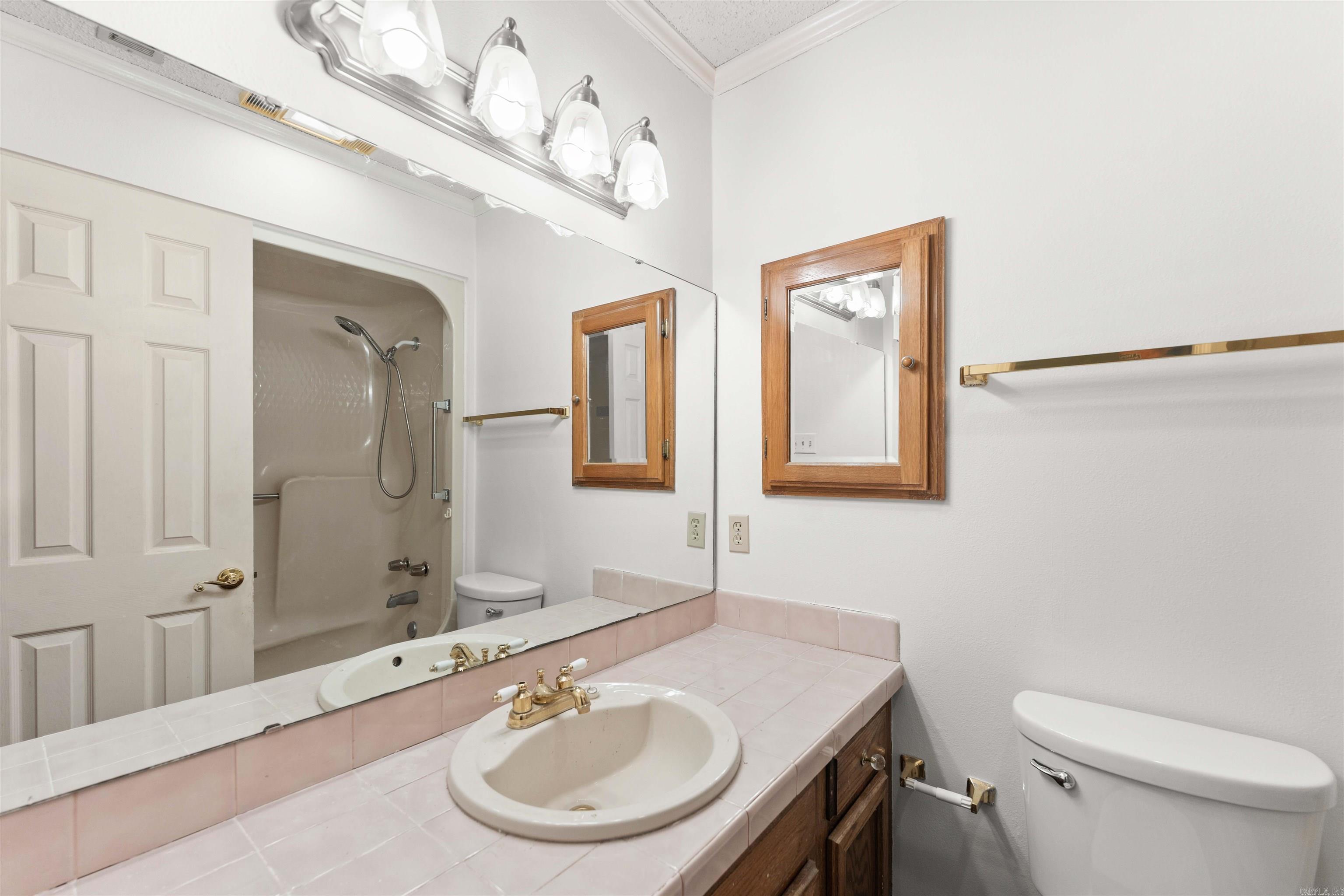 MEADOWBROOK - Residential