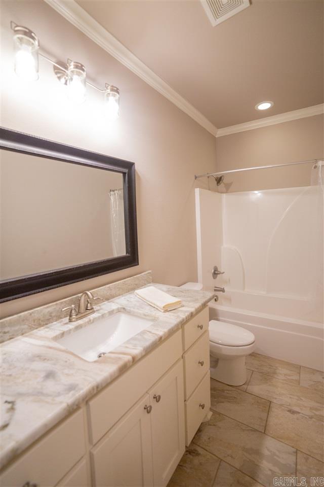 FERNDALE ESTATES - Residential