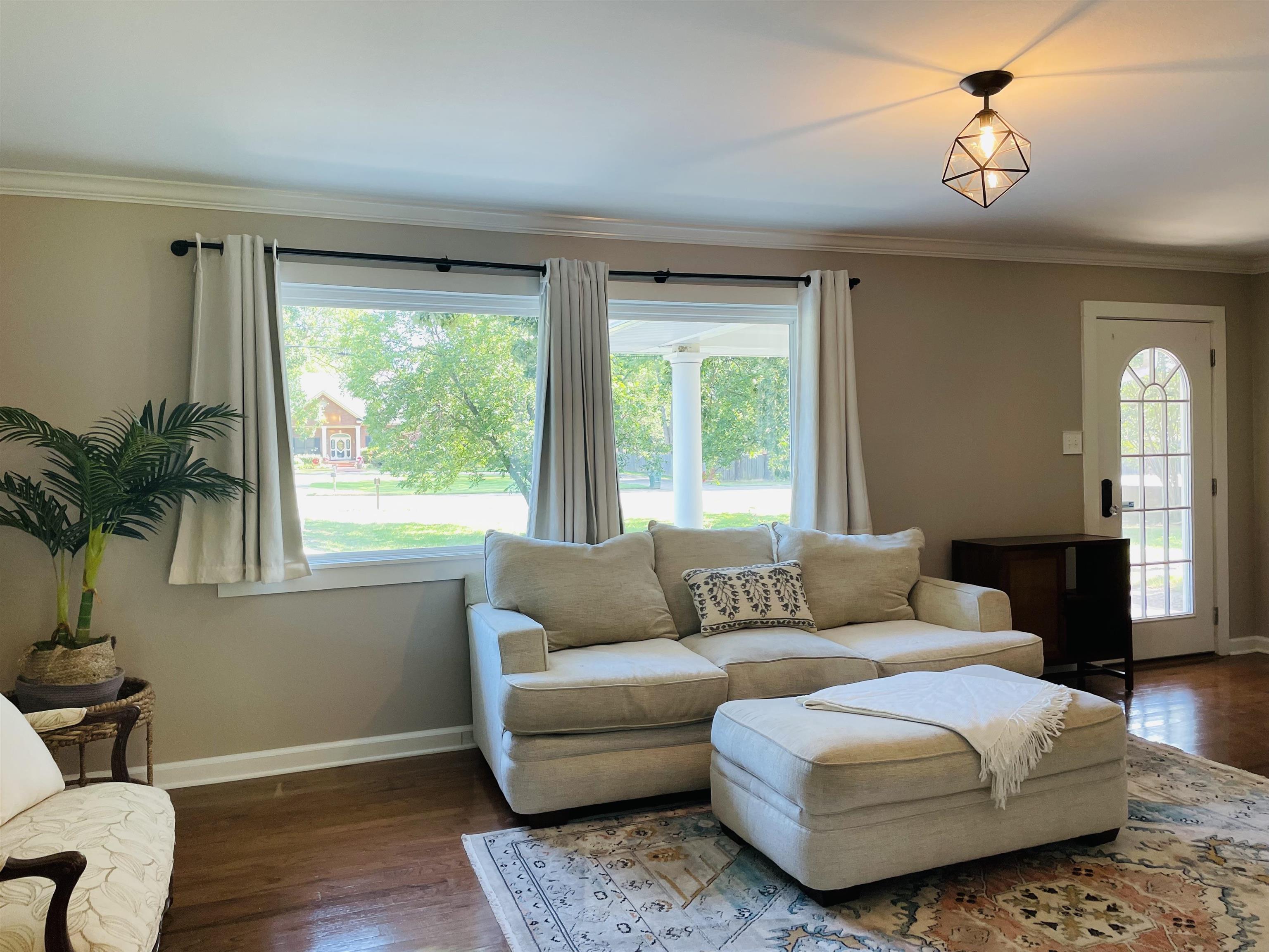 L A FREEMAN - Residential