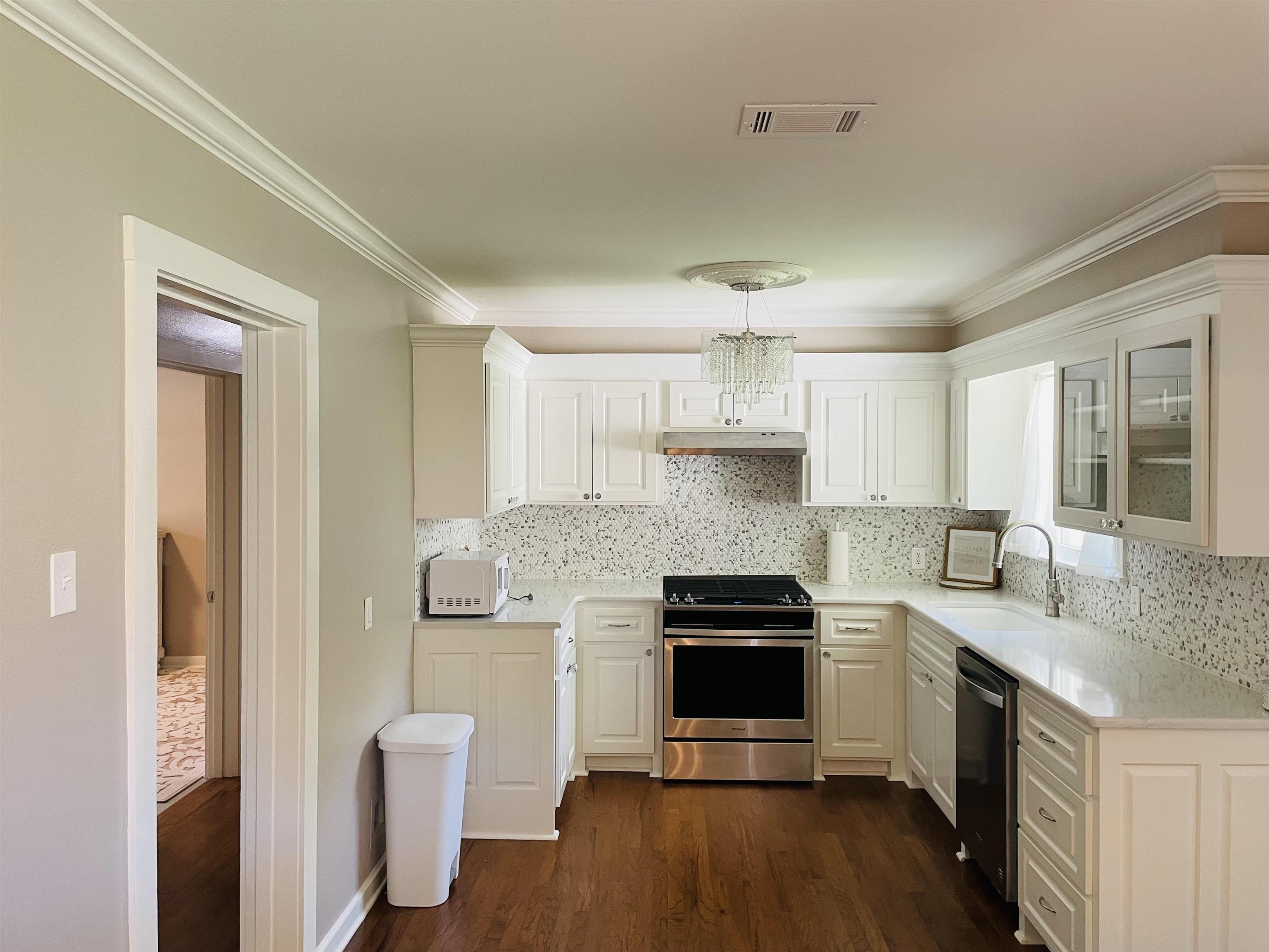 L A FREEMAN - Residential