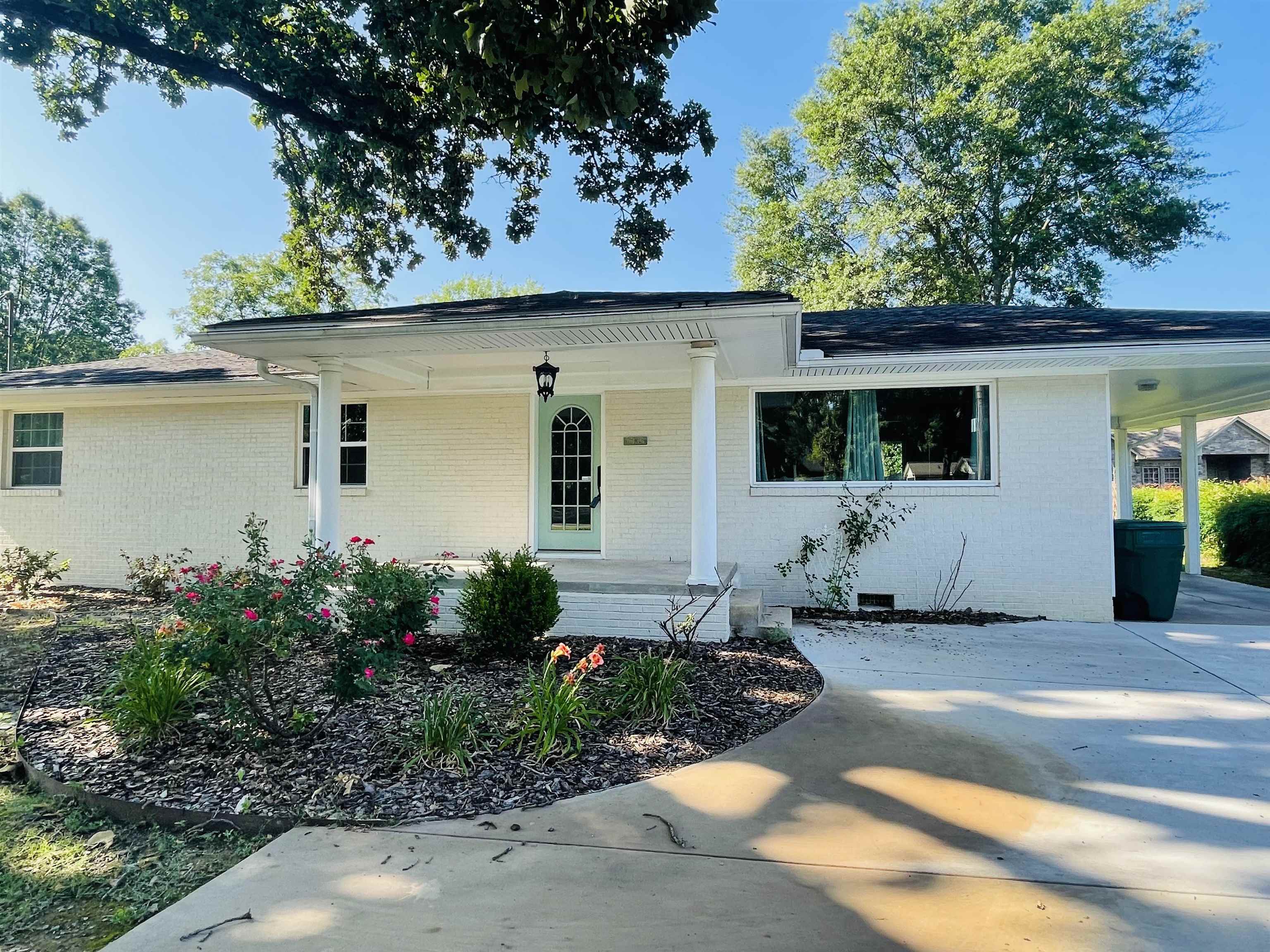 L A FREEMAN - Residential