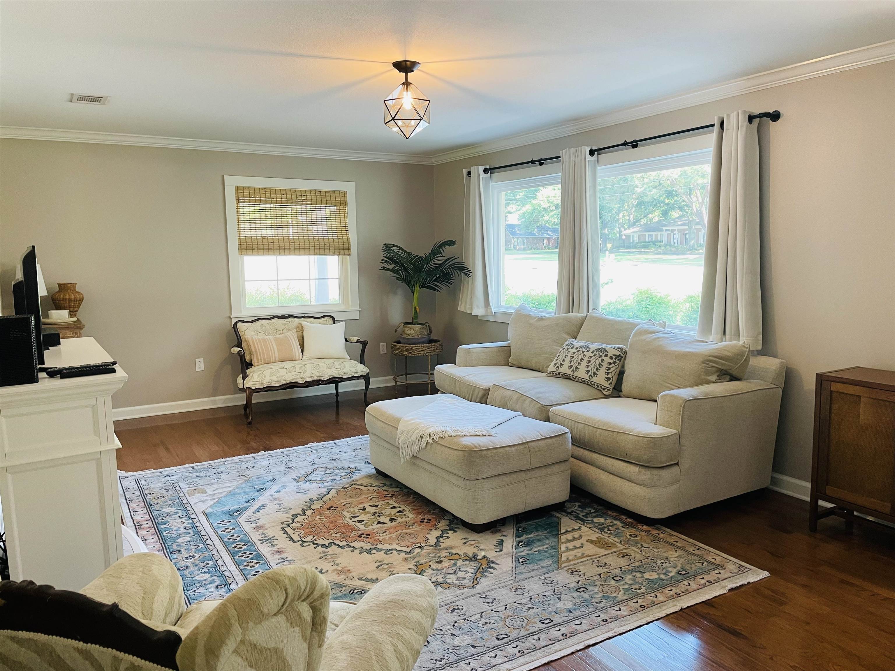 L A FREEMAN - Residential