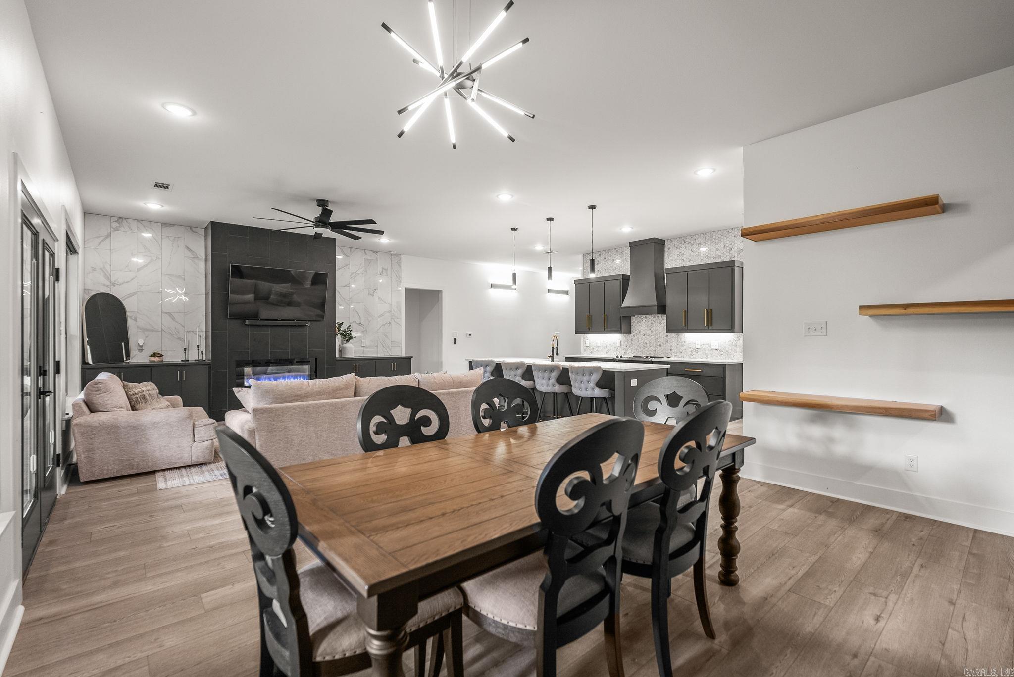 MOUNT TABOR ESTATES - Residential