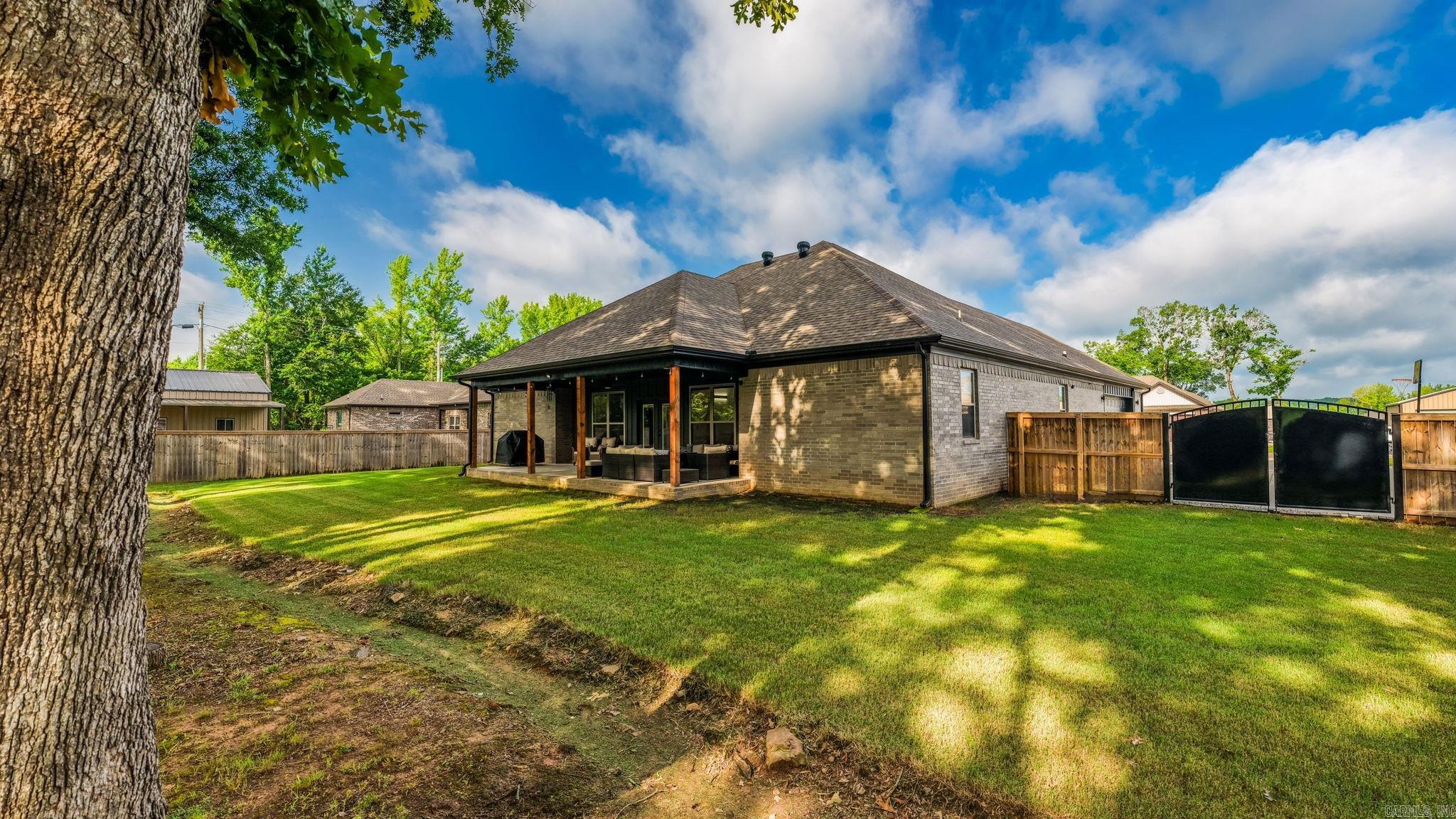 MOUNT TABOR ESTATES - Residential