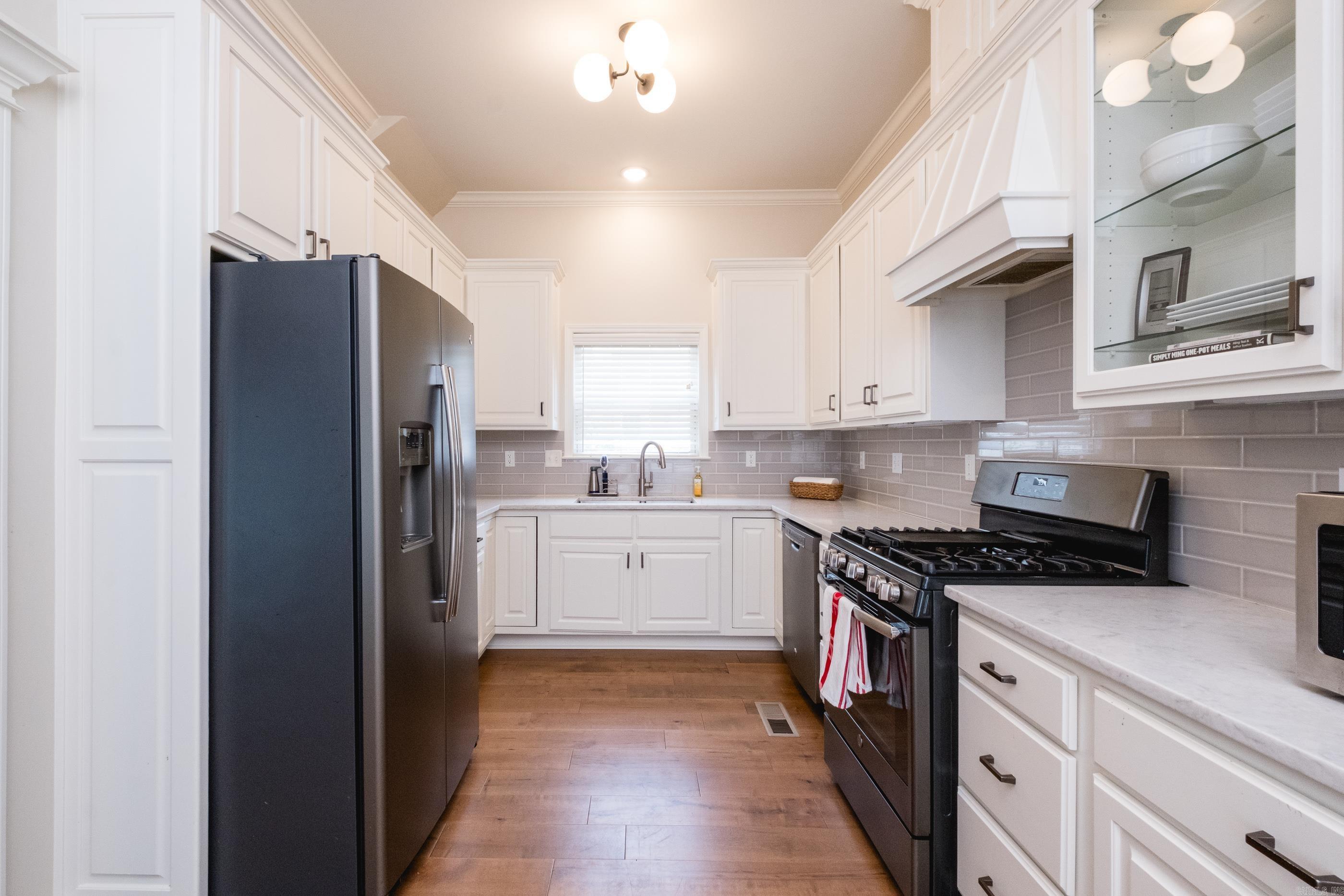BRODIE CREEK COMMUNITY - Residential