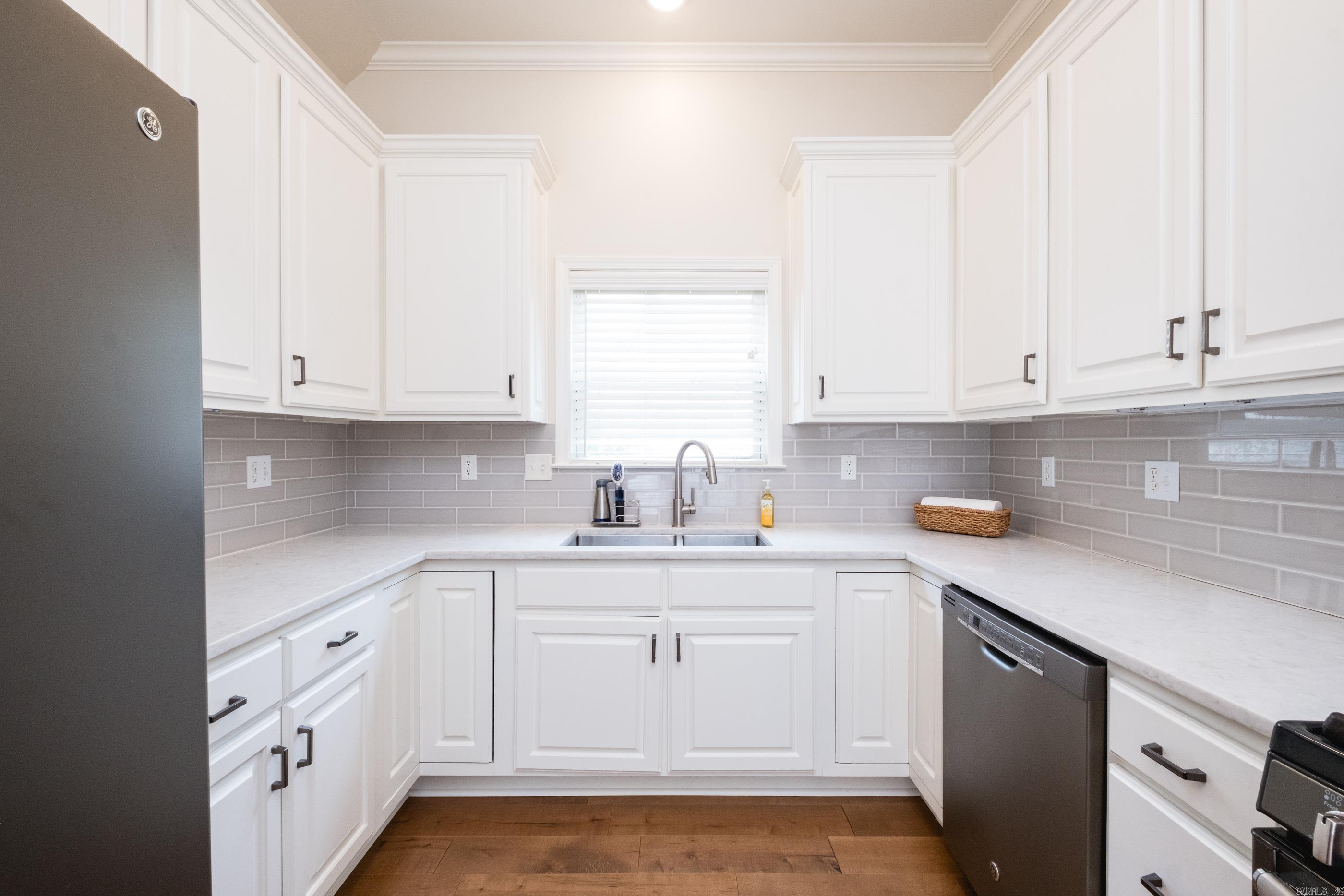BRODIE CREEK COMMUNITY - Residential