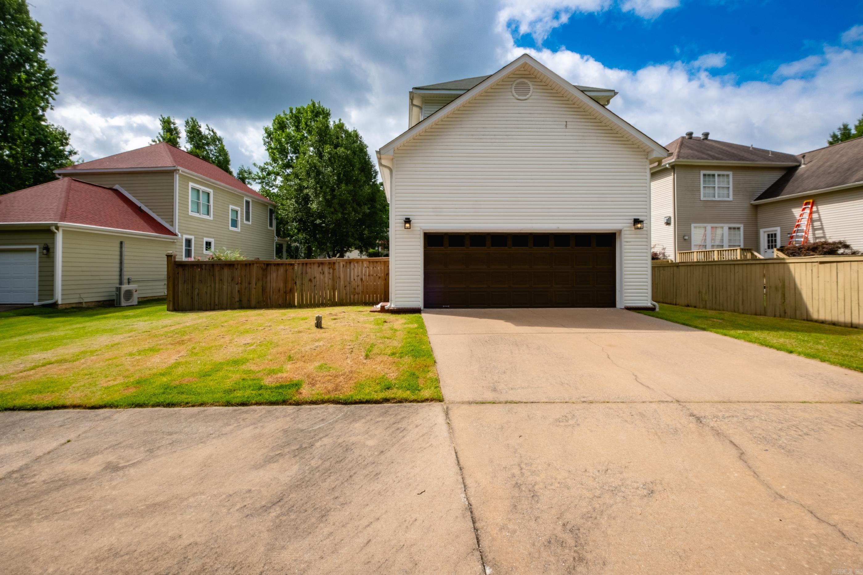 BRODIE CREEK COMMUNITY - Residential