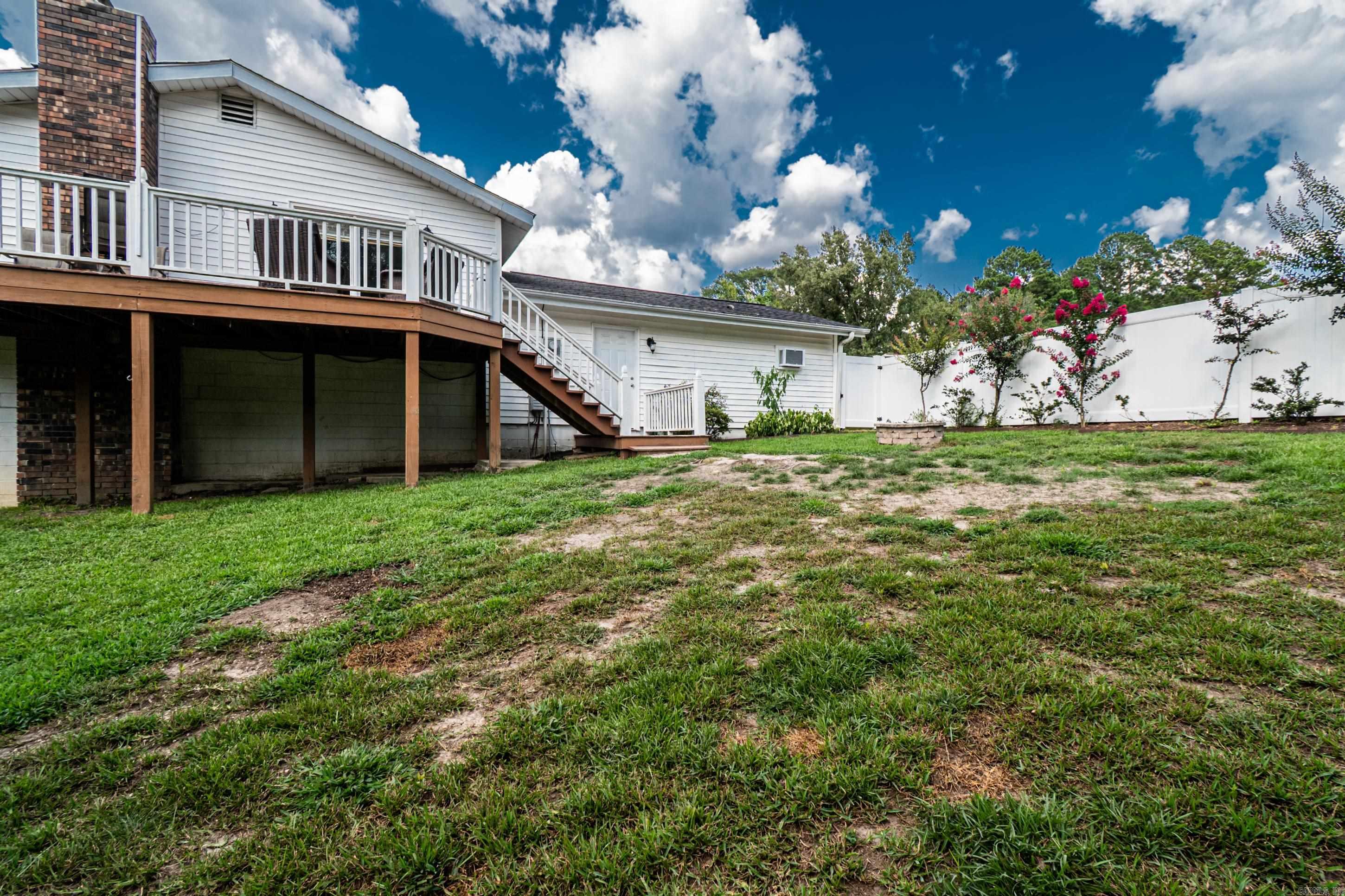 COUNTRY CLUB TERRACE - Residential
