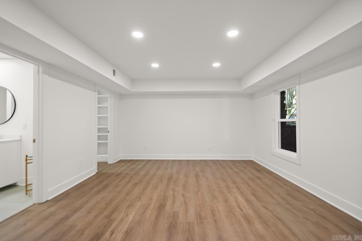 PLEASANT VALLEY - Residential
