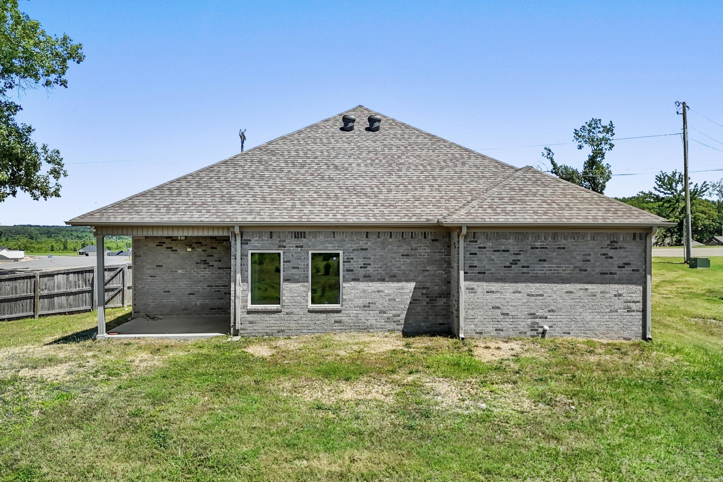 WINCHESTER ESTATES - Residential