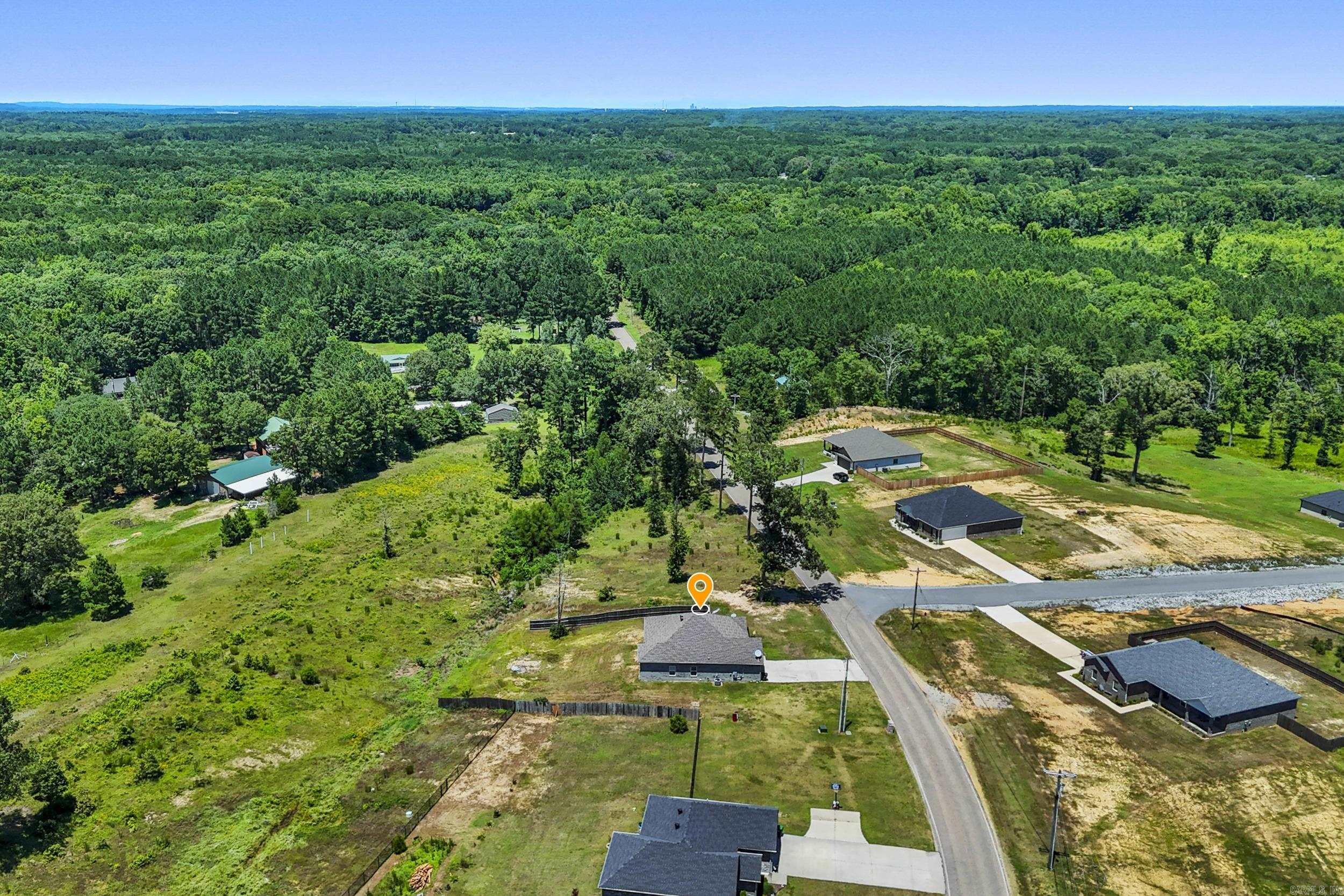 WINCHESTER ESTATES - Residential